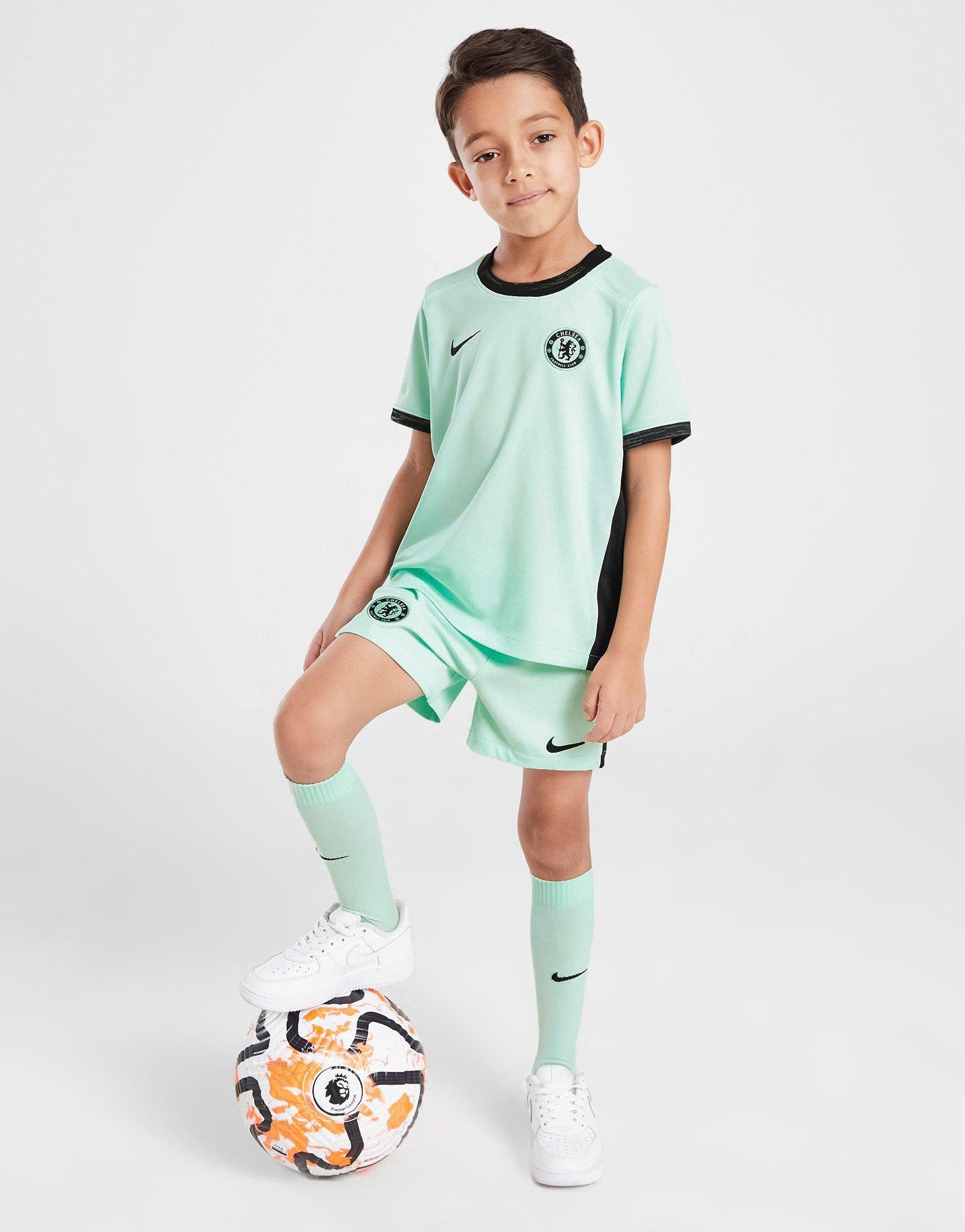 Green Nike Chelsea FC 2023/24 Third Kit Children | JD Sports UK