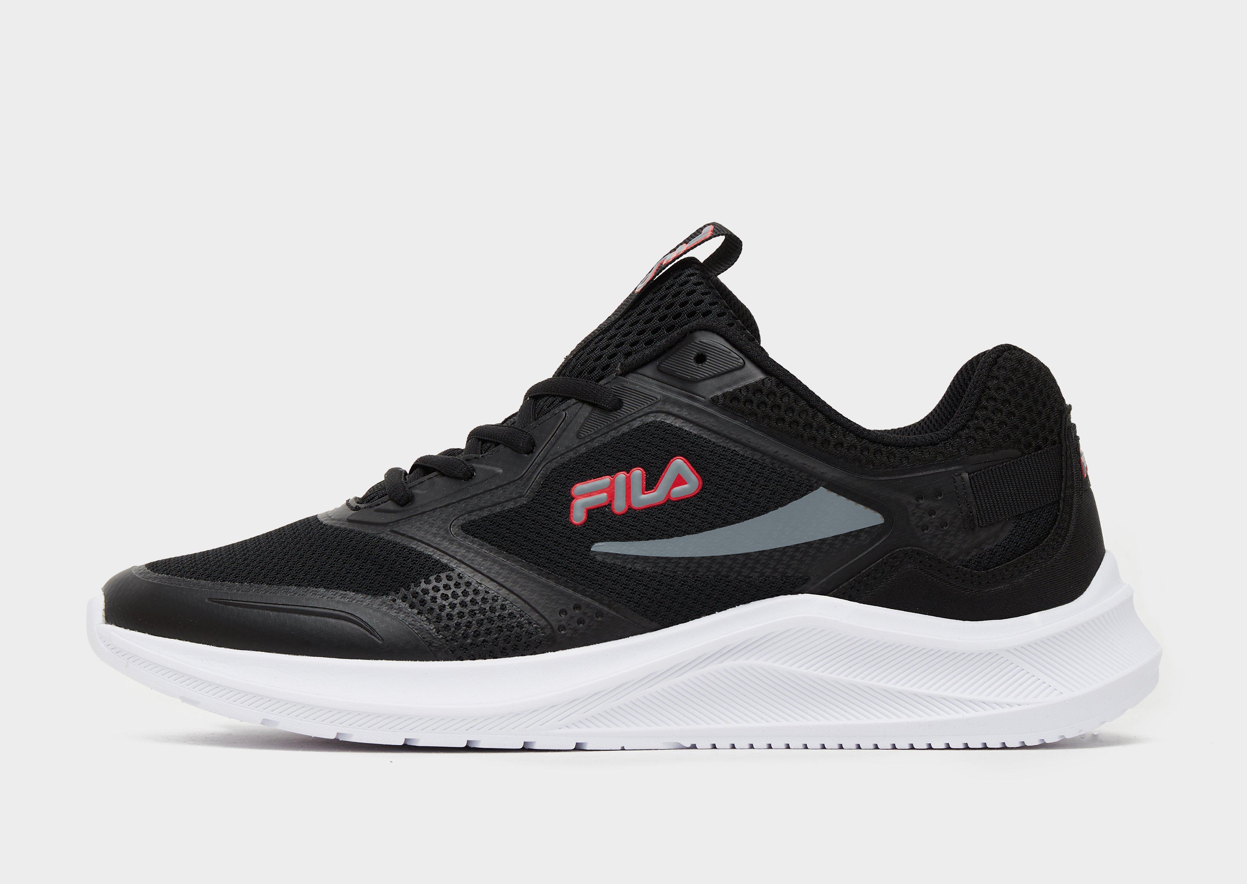 Fila mort cheap black sneakers