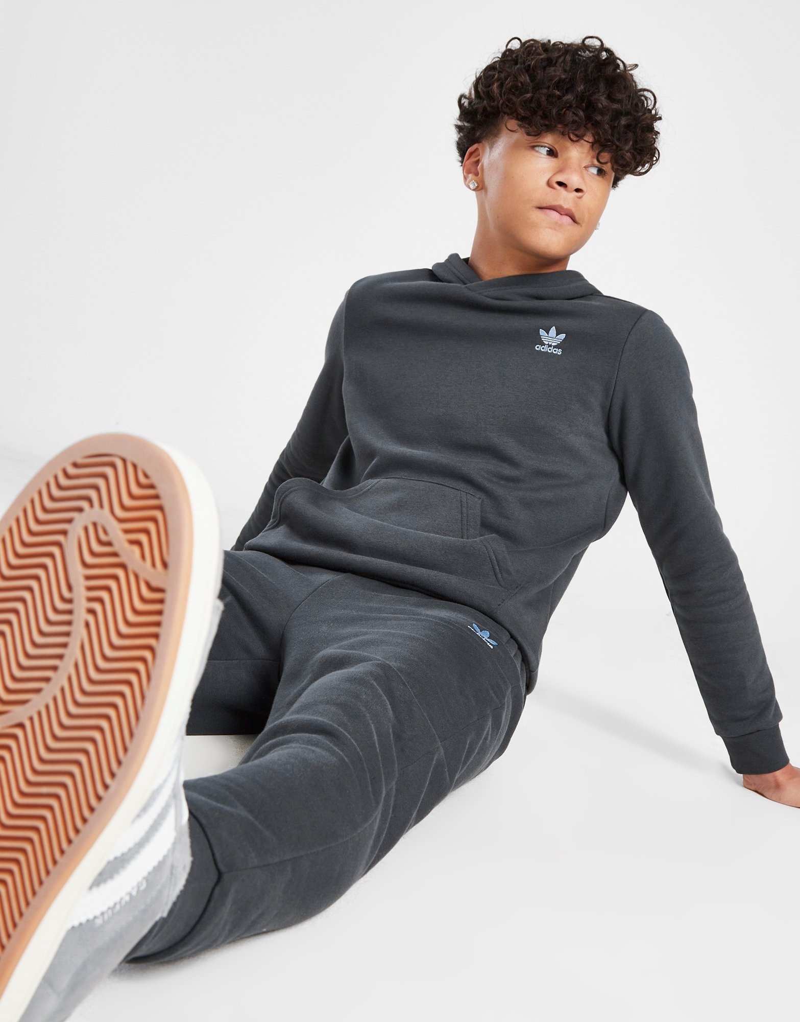 Black adidas Originals Trefoil Essential Fleece Hoodie Junior | JD Sports UK 
