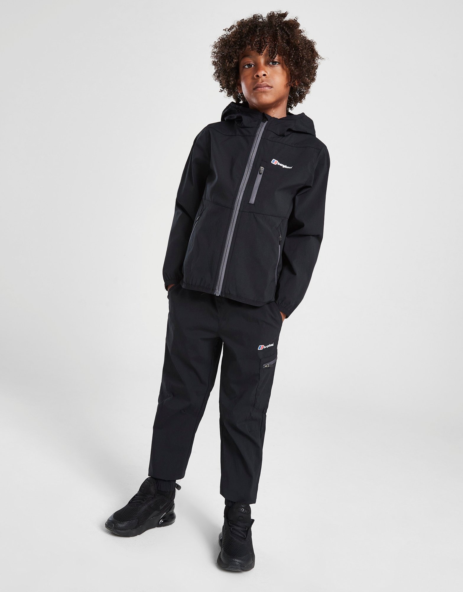 Berghaus Theran Woven Full Zip Tracksuit Children Schwarz - JD Sports ...