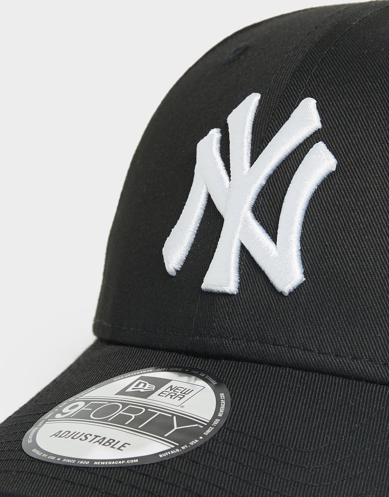 New+Era+New+York+Yankees+Logo+Adjustable+Cap+-+One+Size%2C+Black