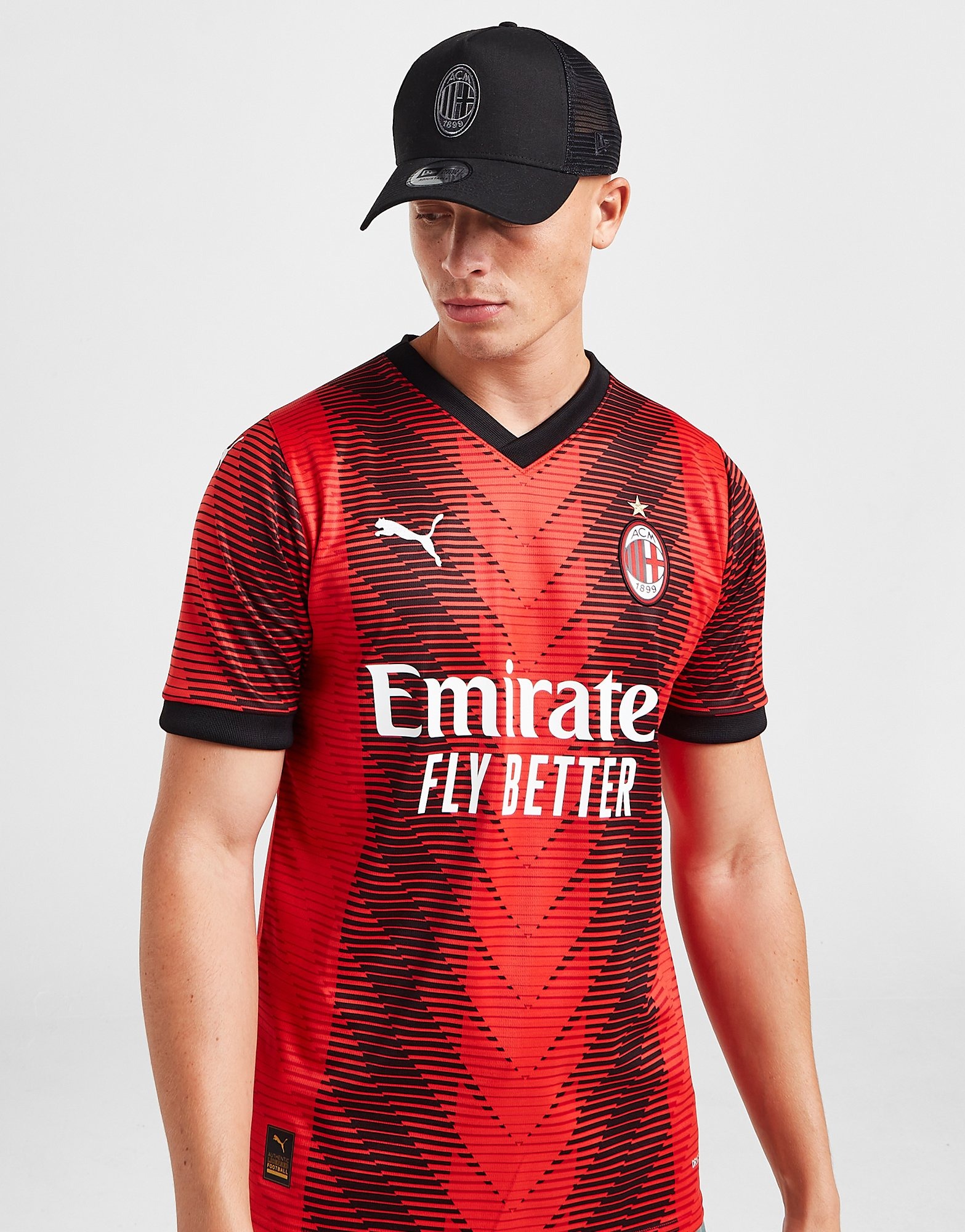 AC Milan Cappello con visiera