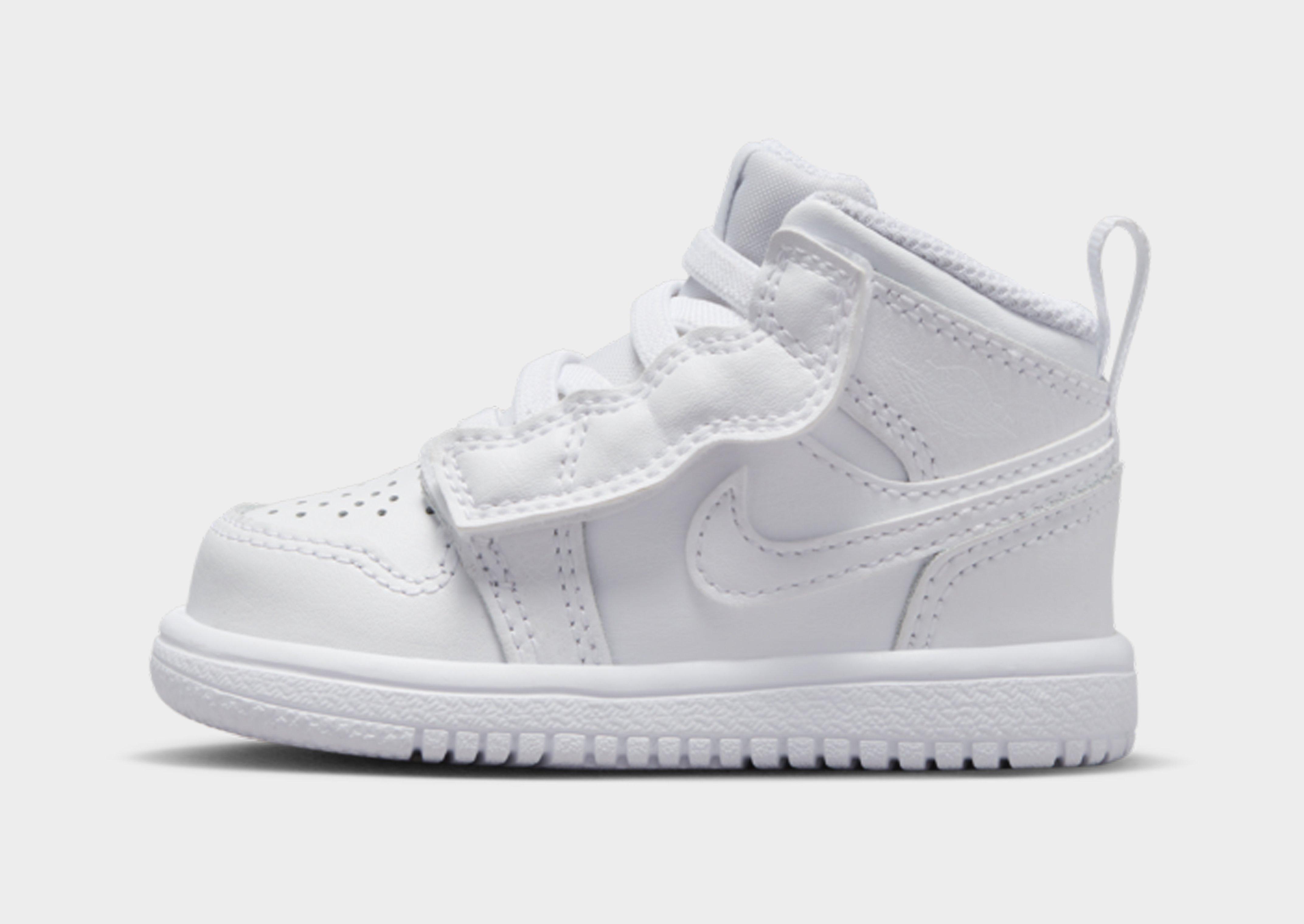 Baby store jordans white