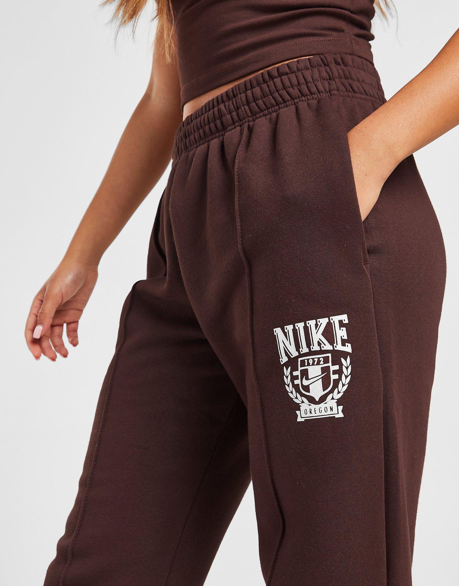 Nike Varsity Joggers