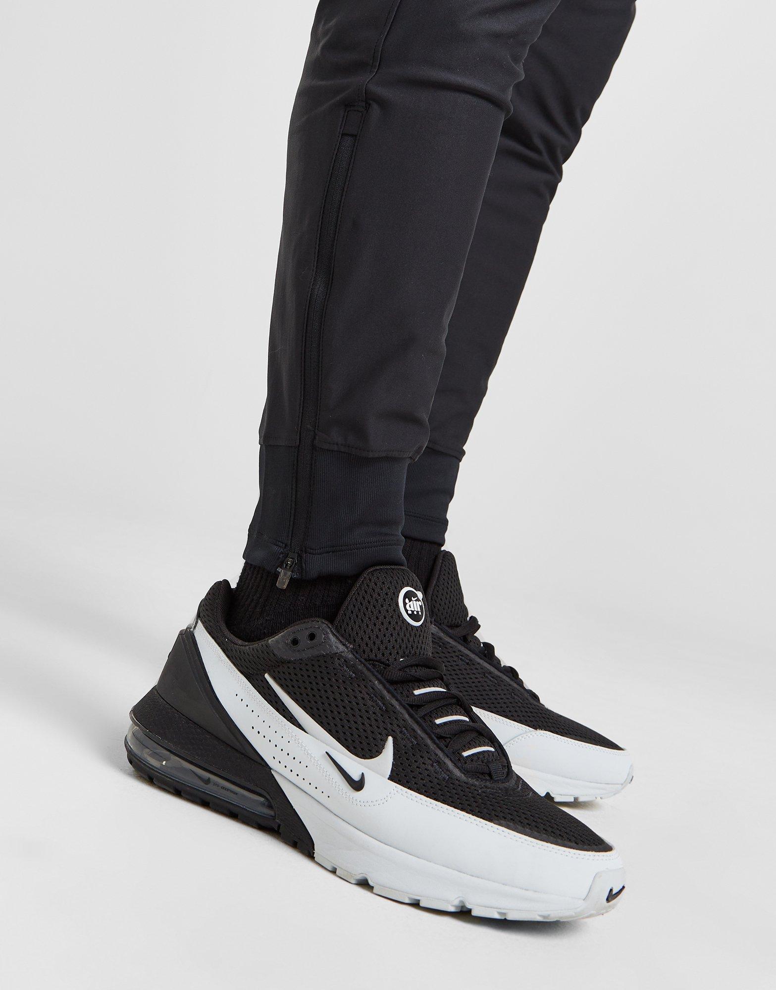 Under Armour Qualifier Track Pants