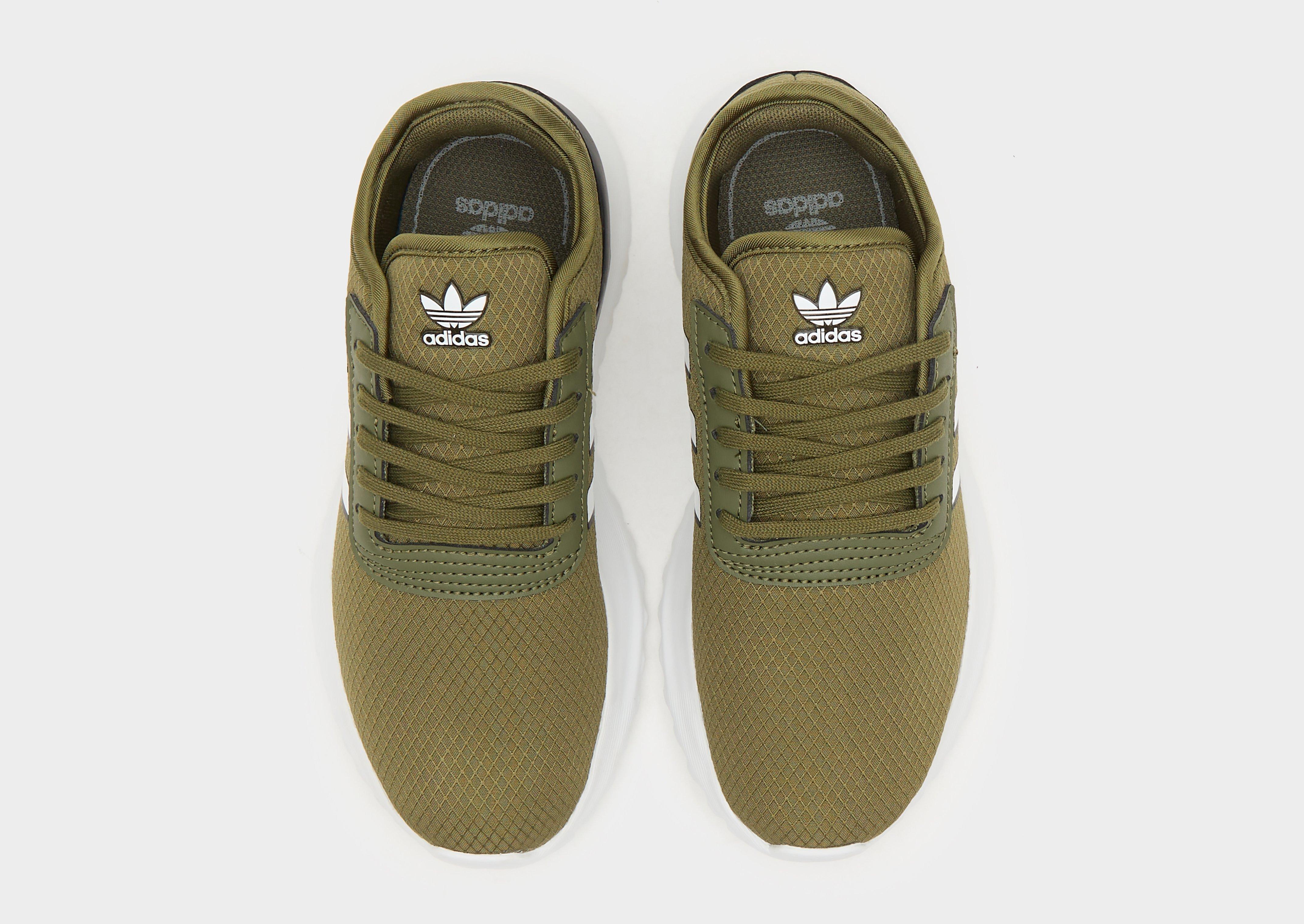 Adidas swift run junior hot sale khaki