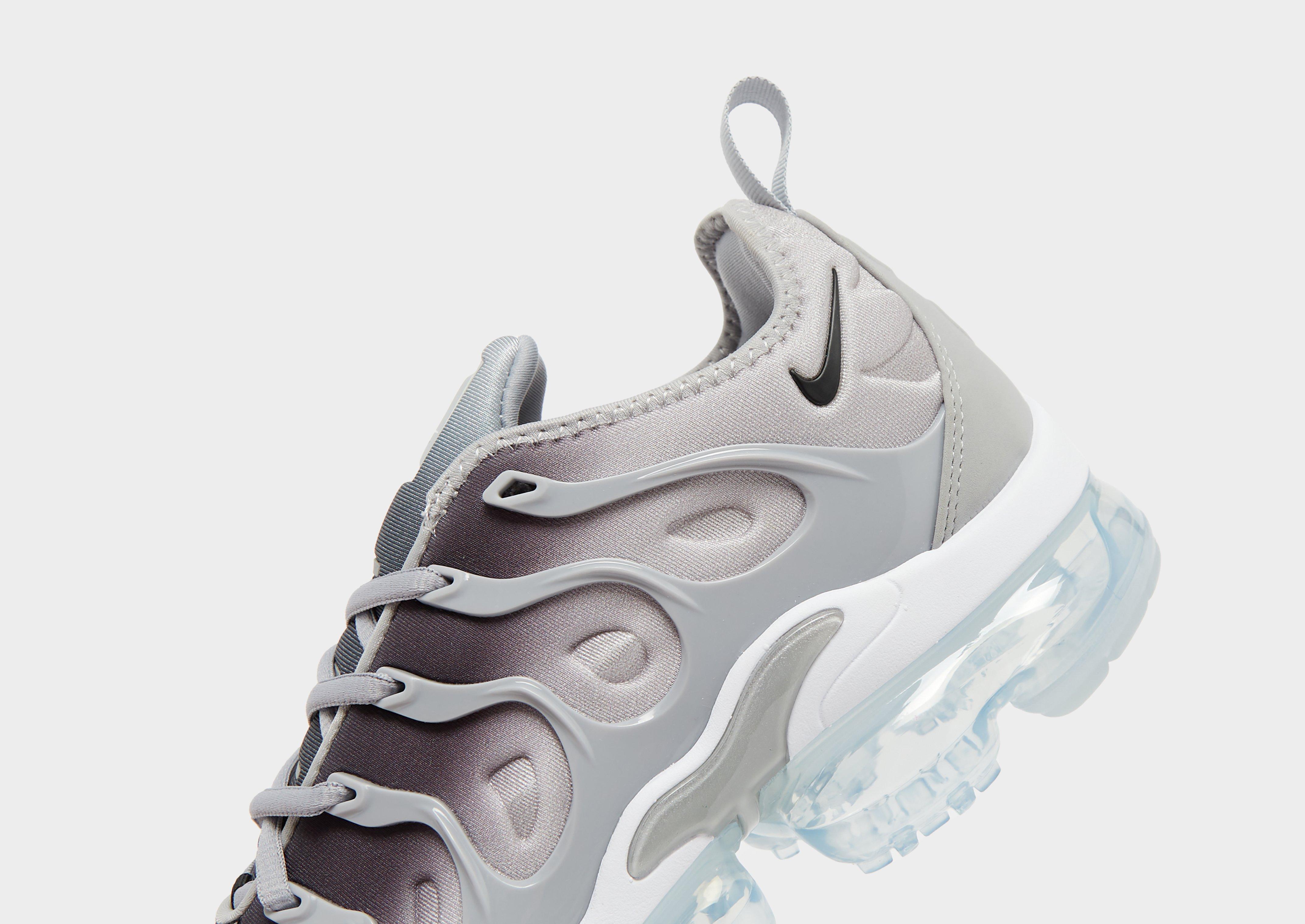 Mens nike vapormax plus wolf clearance grey