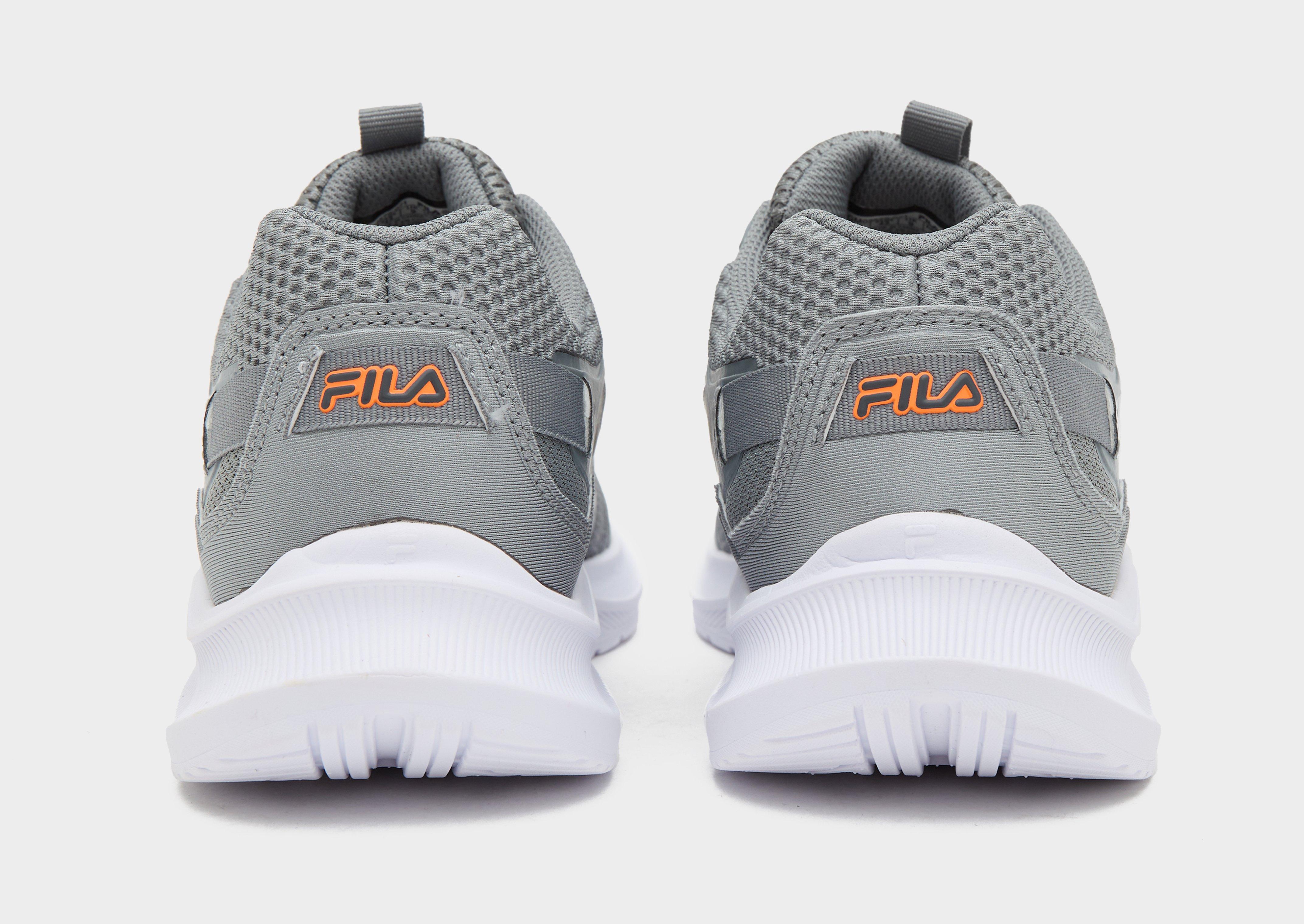 Fila gray shop fuel sports shoes