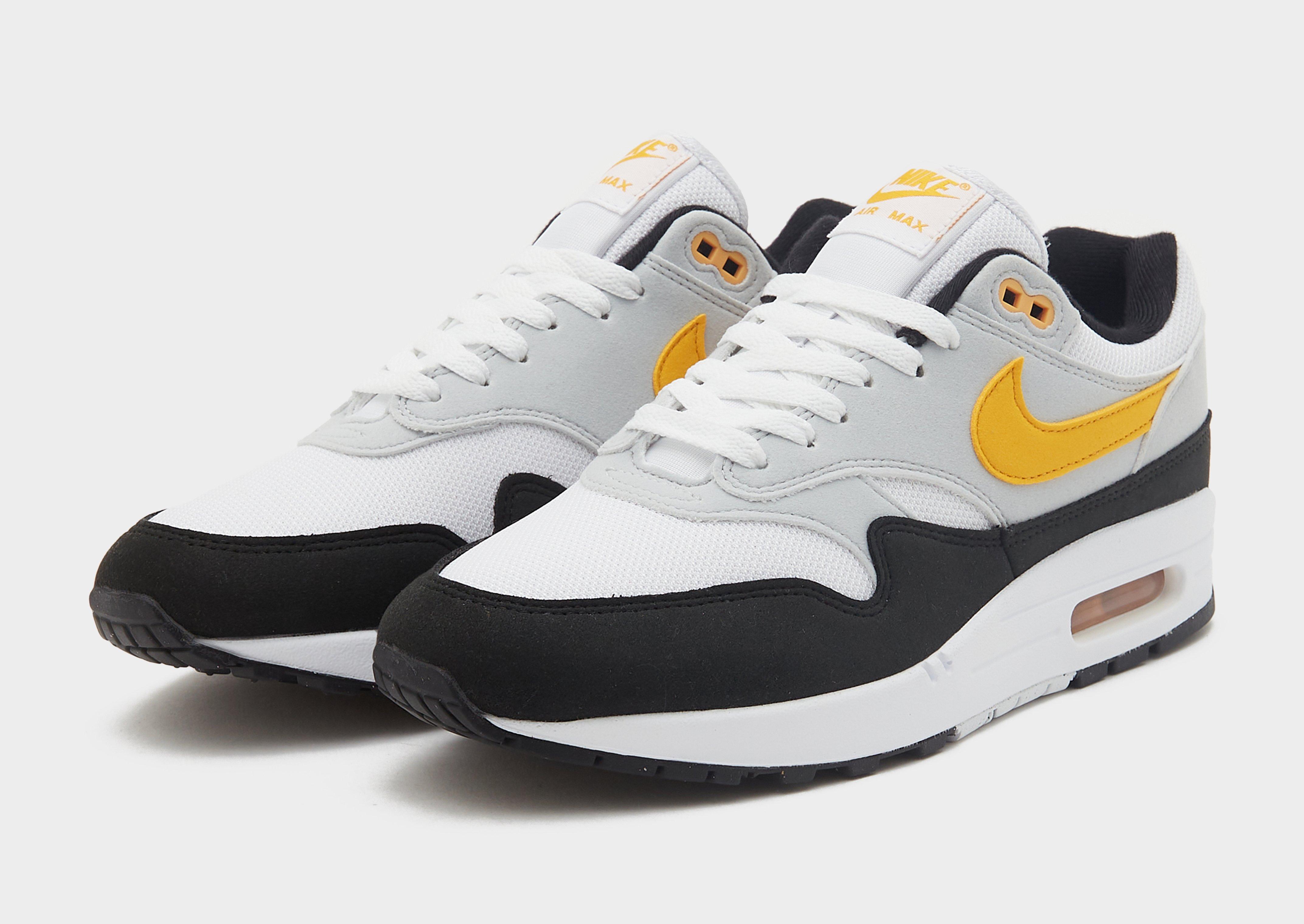 Nike air max on sale white with black swoosh