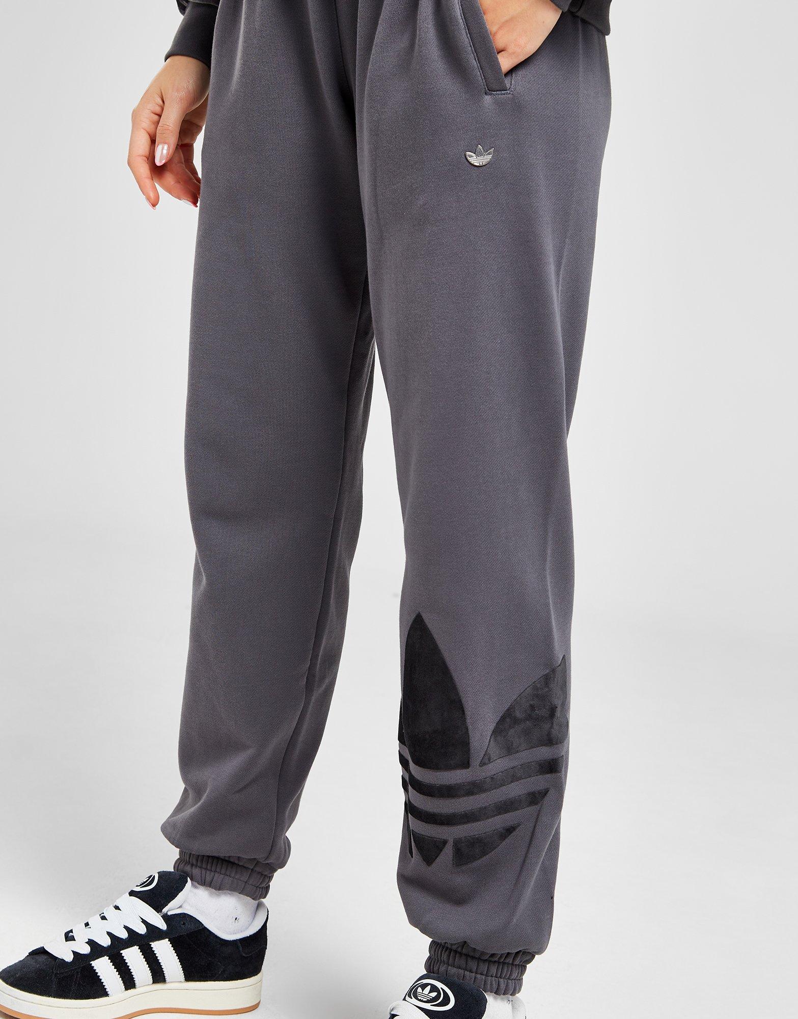 adidas Originals Velvet Trefoil Joggers