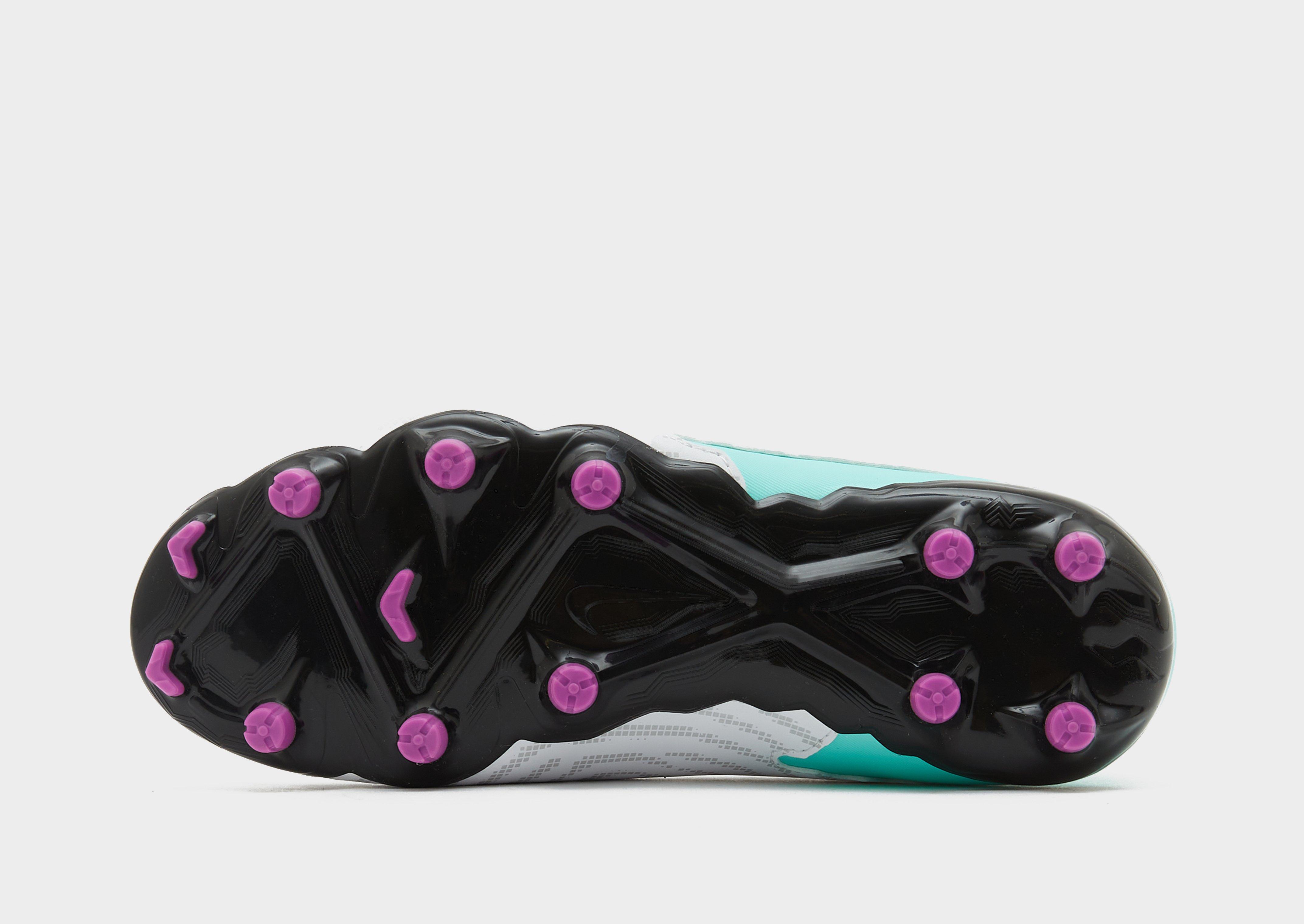 Nike Phantom GX Academy FG Junior