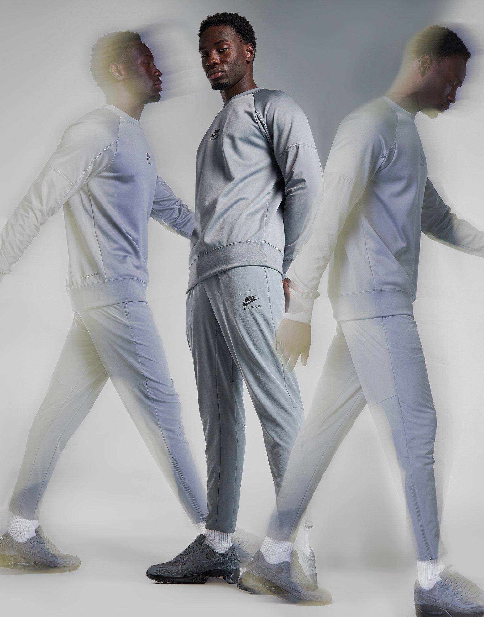 White nike 2025 air max tracksuit