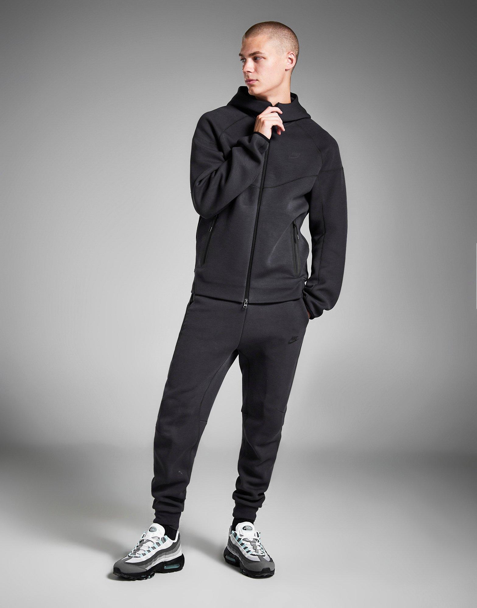 Nike Tech Fleece Hoodie