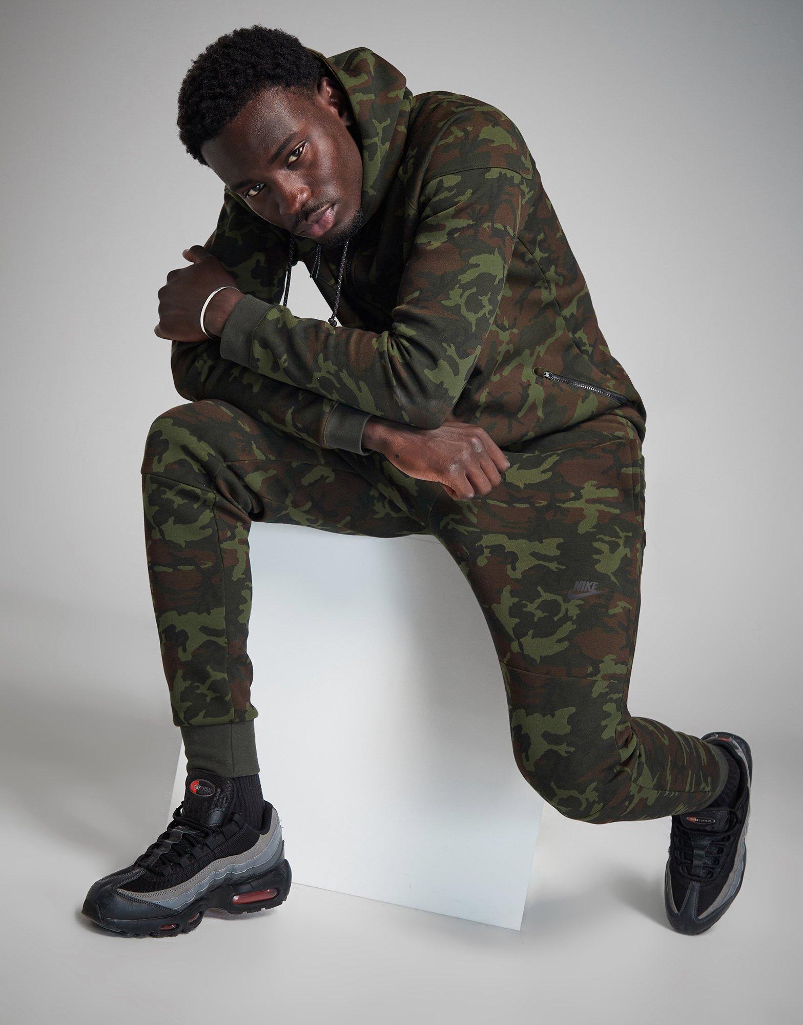 Nike tech fleece clearance camo