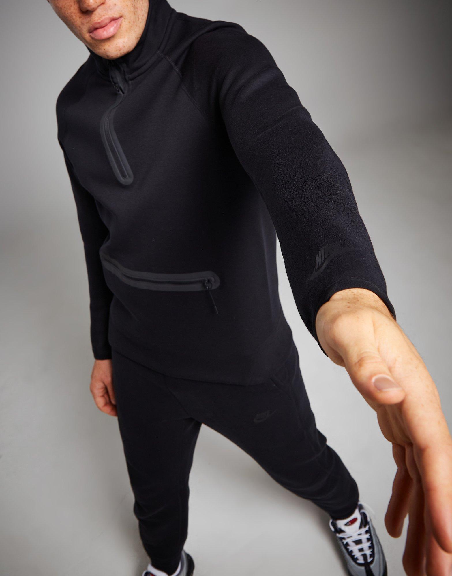 Nike Tech Fleece 1/2 Zip Sweatshirt