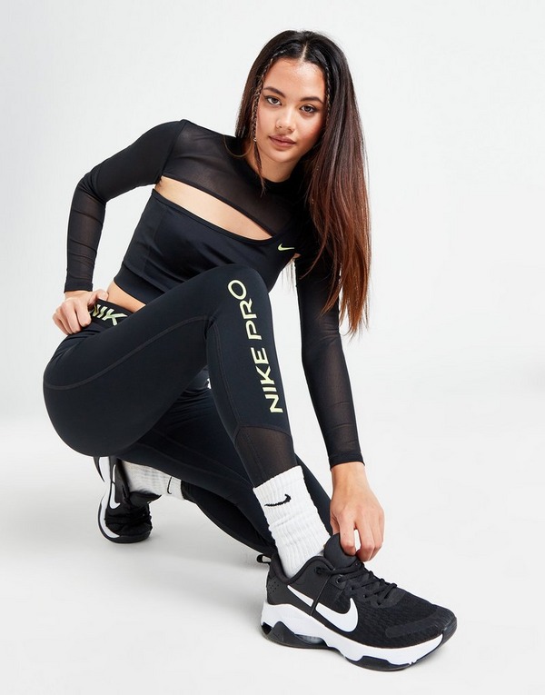 Nike Pro Older Kids' (Girls') Capri Leggings. Nike DK