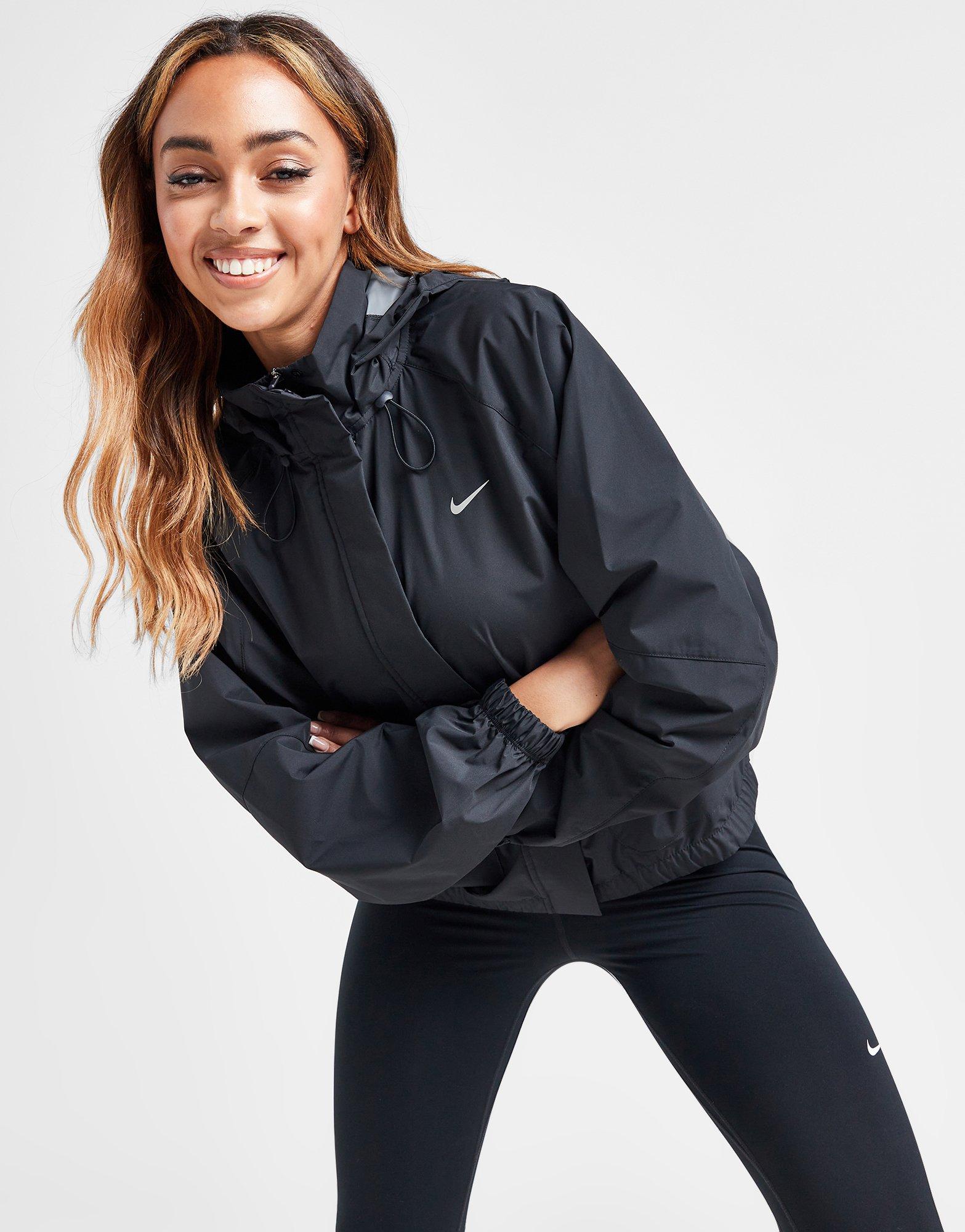 Buy Nike Women's Dri-FIT Swoosh Run Jacket Black in KSA -SSS