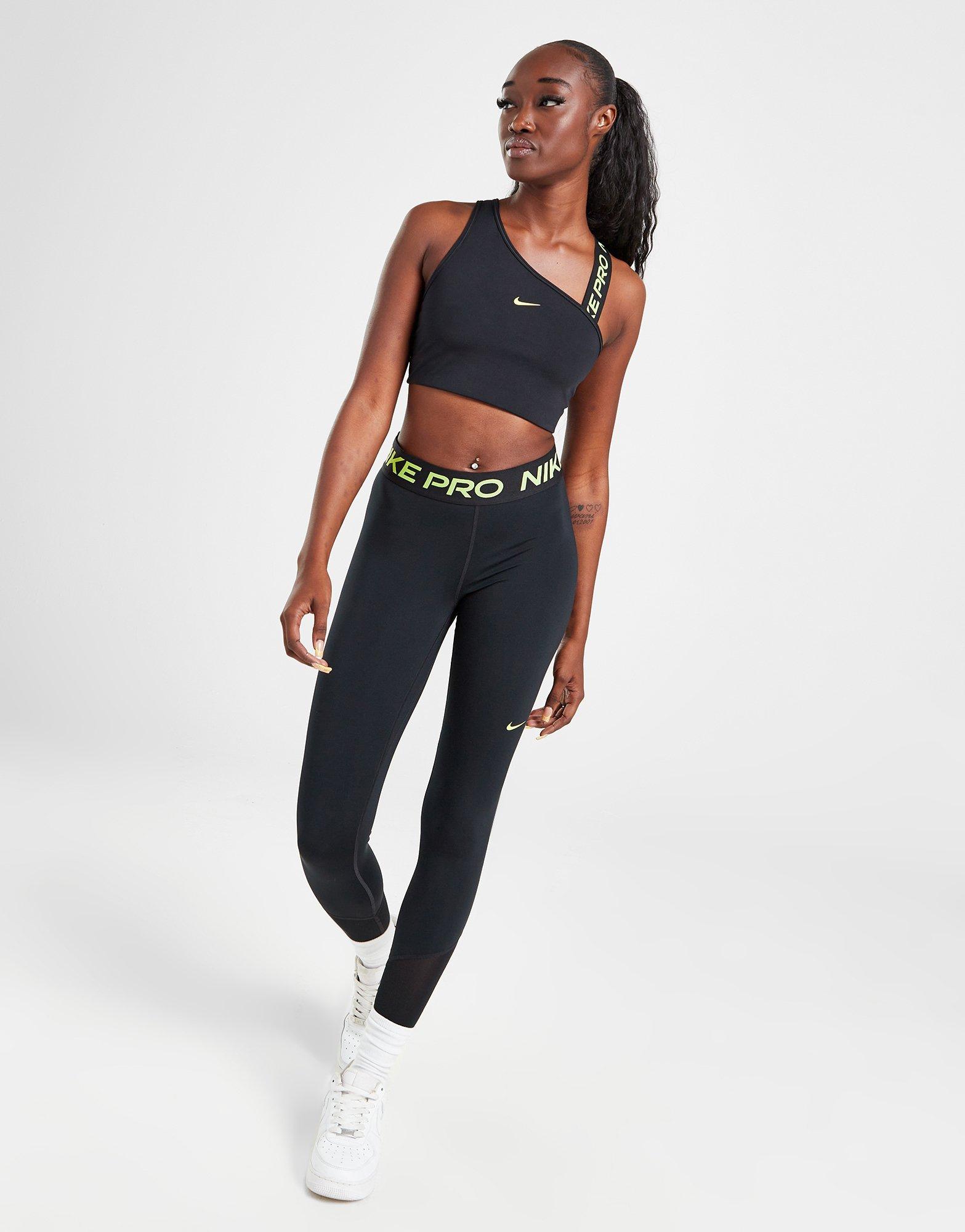 Nike Black Sports Bra, Women's Fashion, Activewear on Carousell