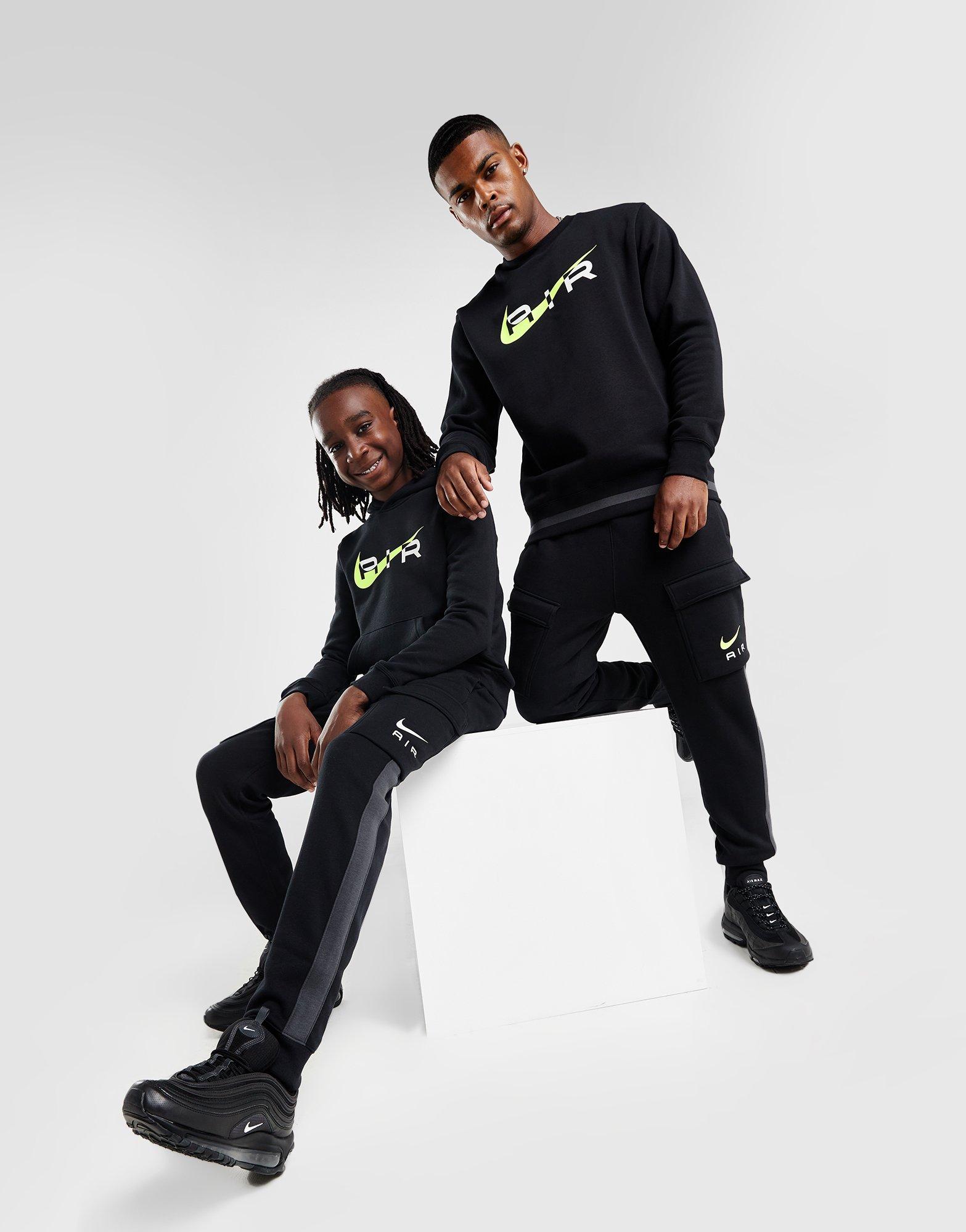 Nike Air Swoosh Fleece Cargo Joggers Junior in Nero JD Sports