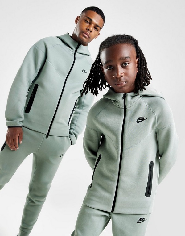 Nike tech survêtement - Nike - 14 ans