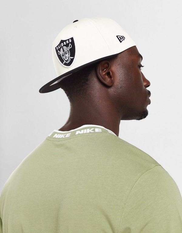 Oakland/Las Vegas Raiders snapback hat - NFL Mitchell & Ness