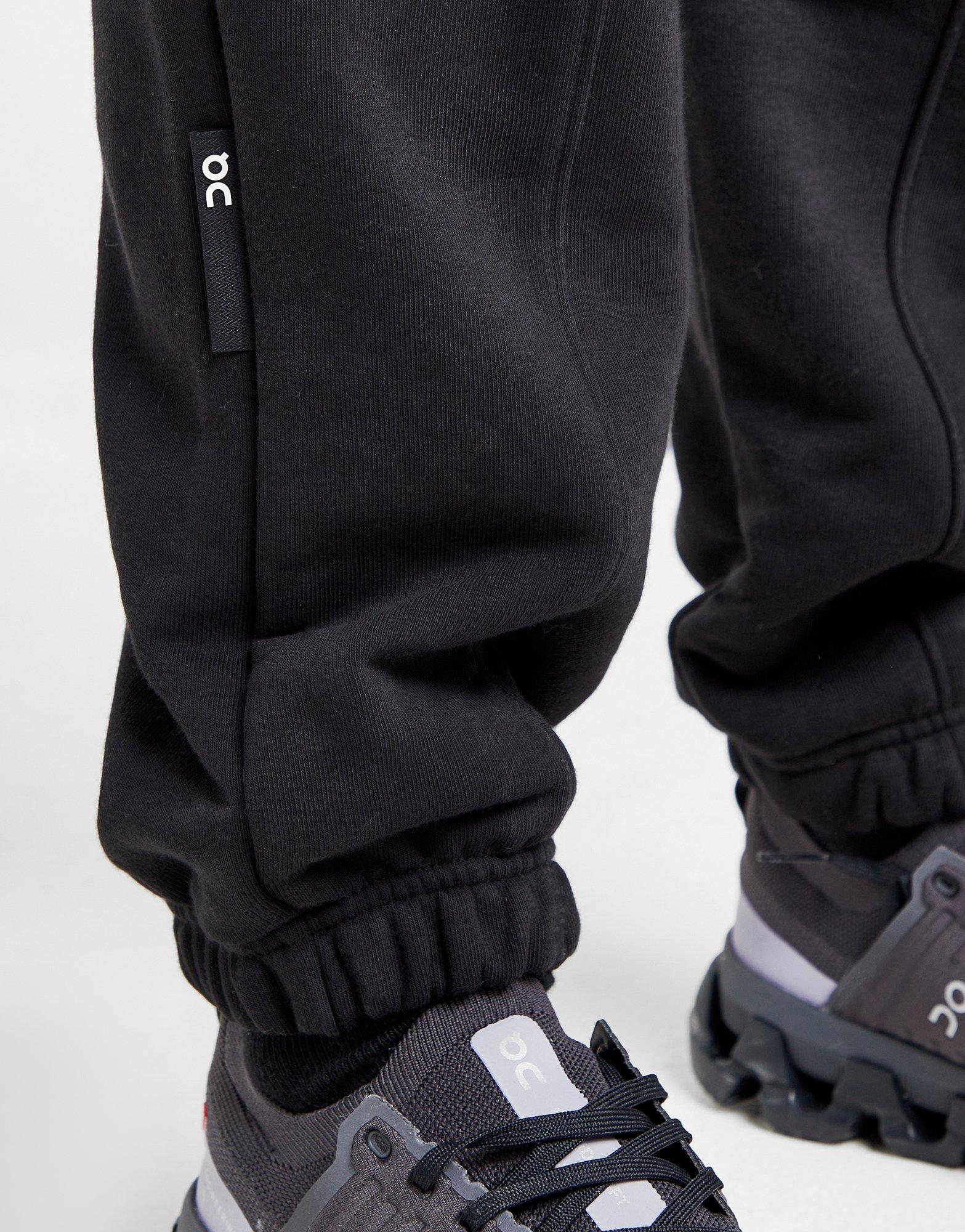 On Running Club Joggers