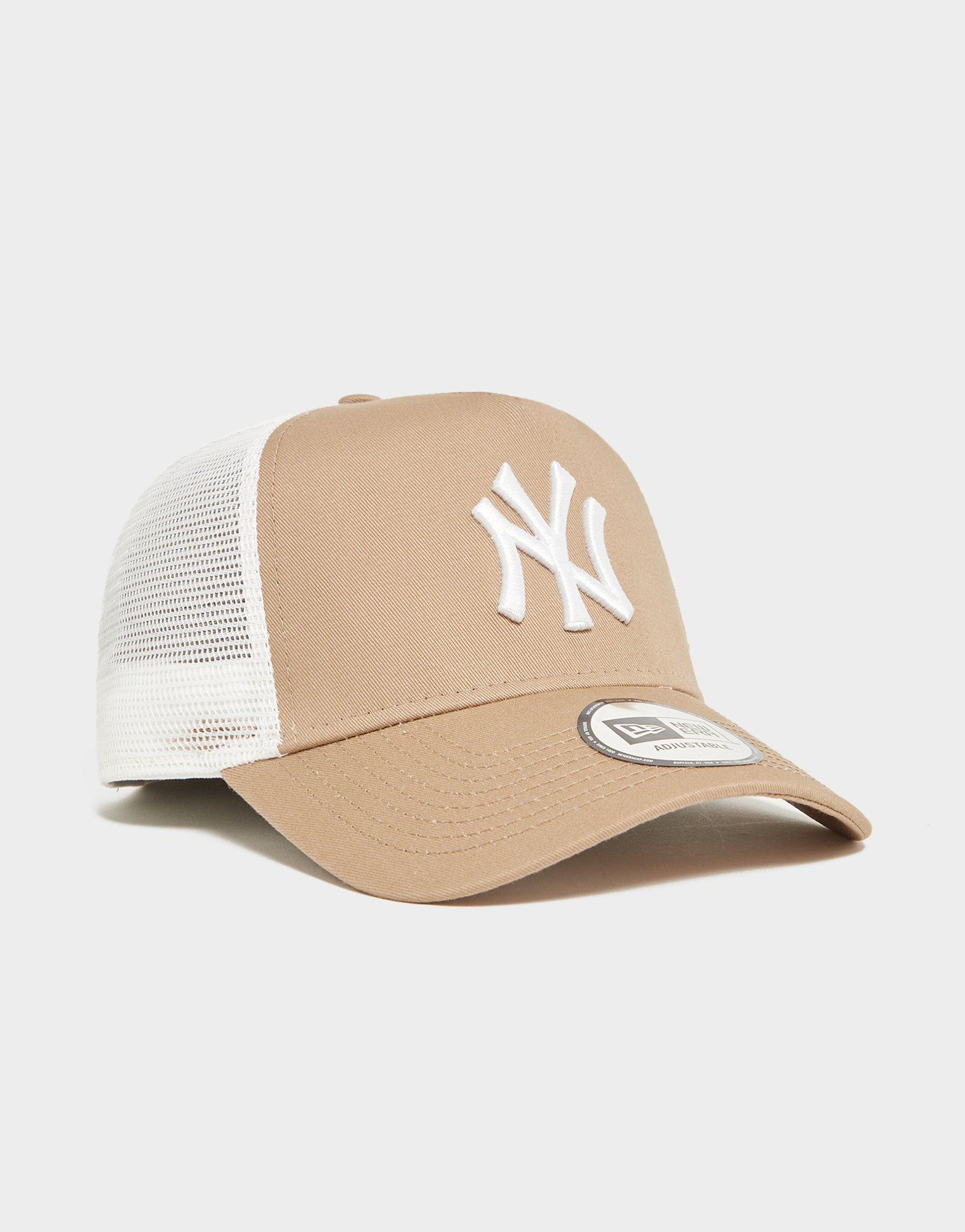 New Era MLB New York Yankees Snapback Trucker Cap