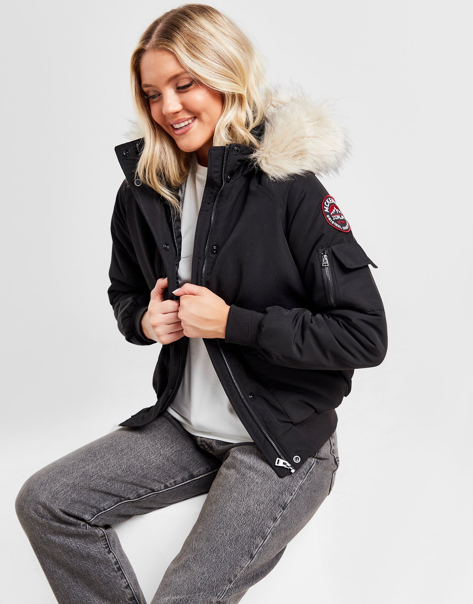 McKenzie Montreal Jacket in Nero | JD Sports