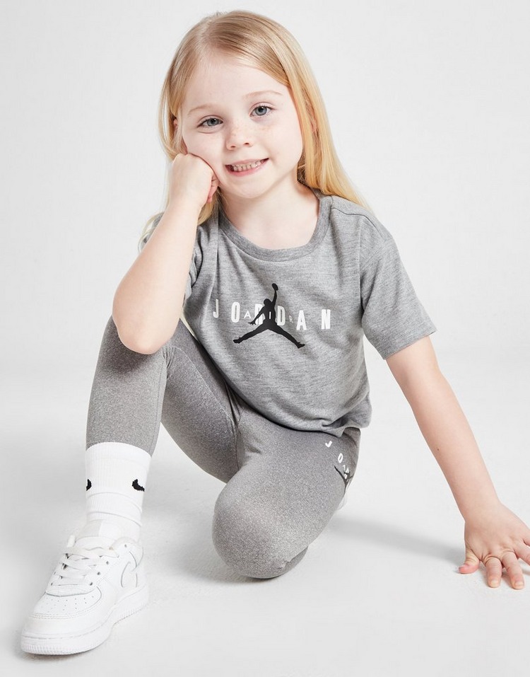 Jordan Girls' Essential T-Shirt/Leggings Set Babys