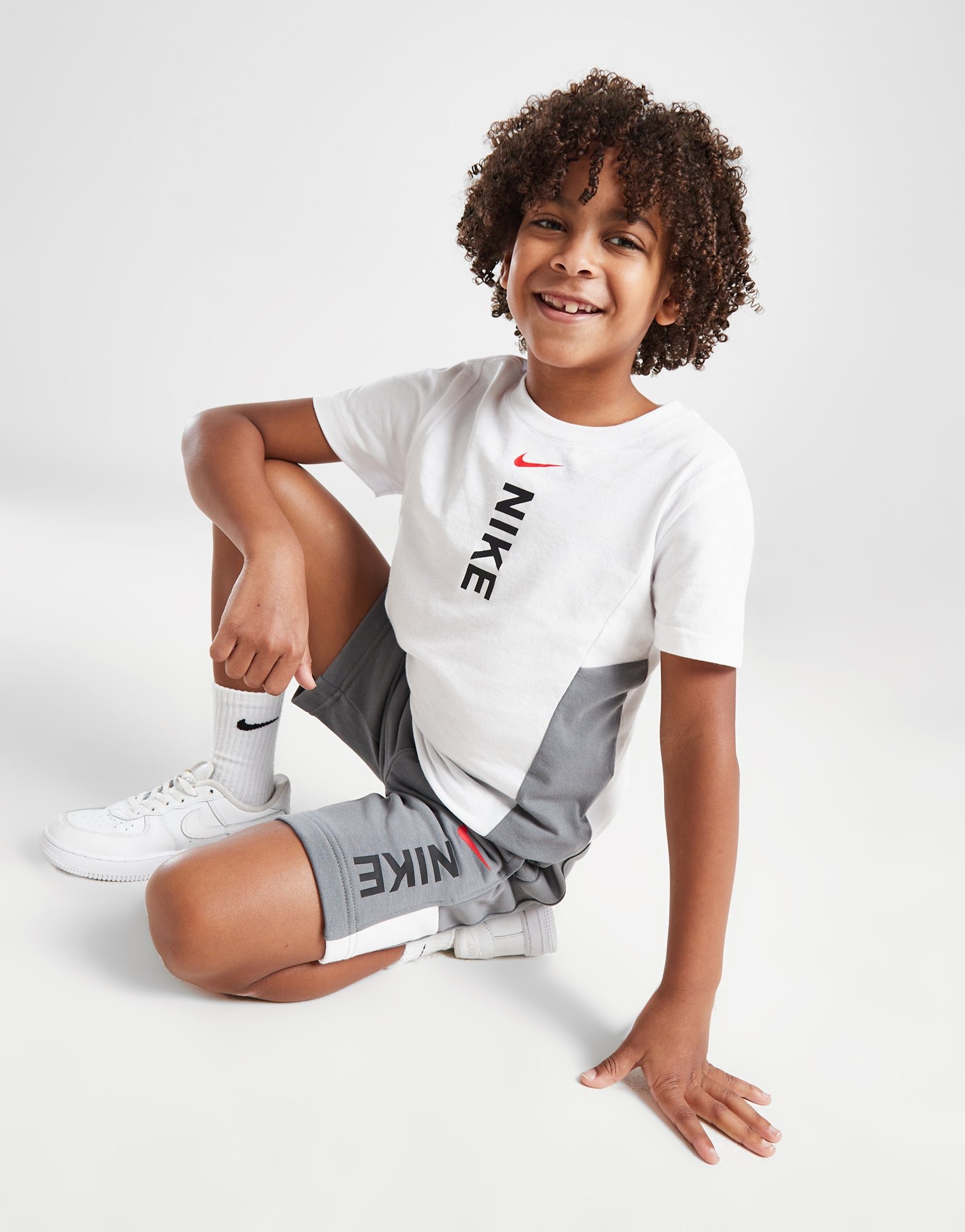 White Nike Hybrid T-Shirt/Shorts Set Children | JD Sports UK