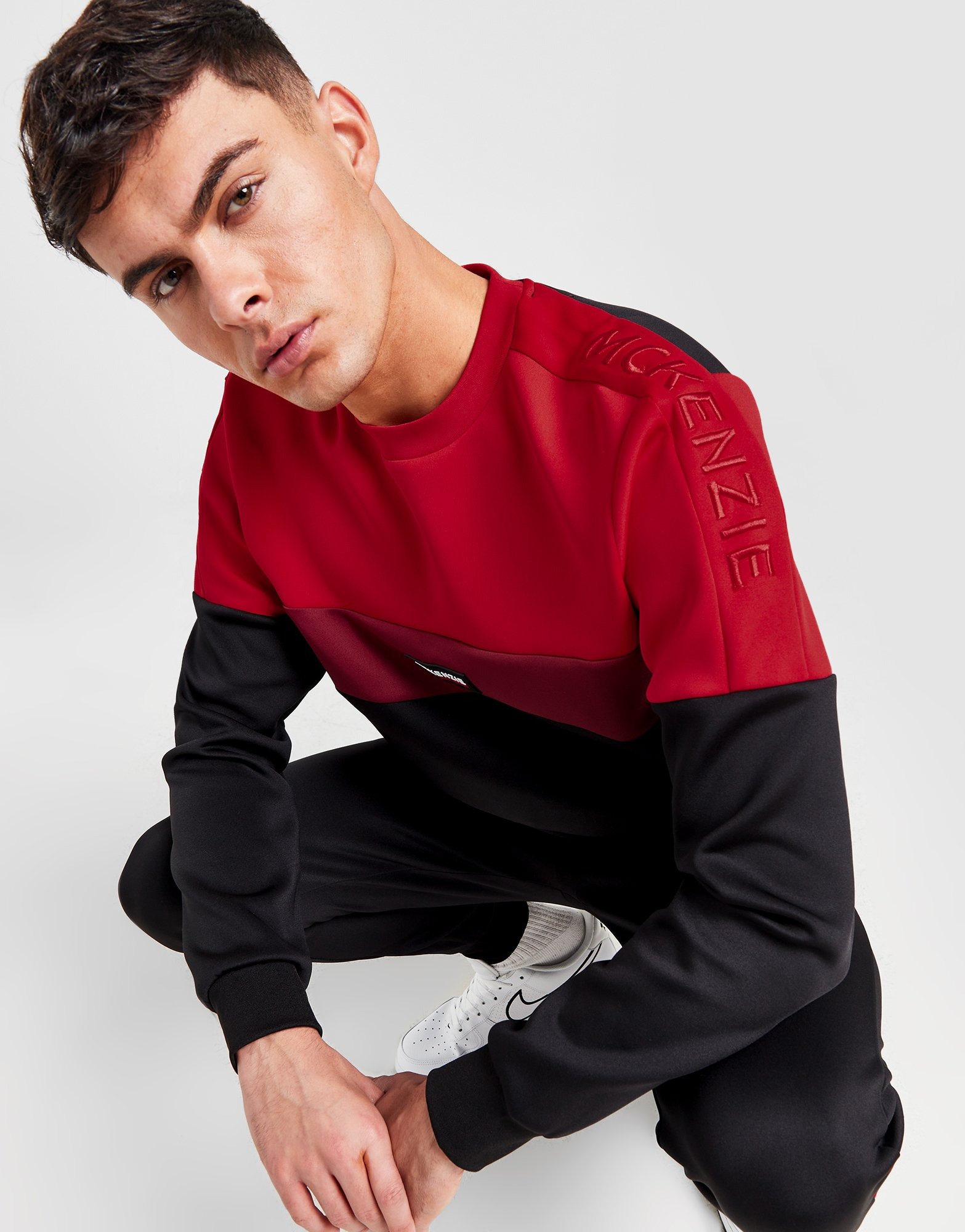 McKenzie Sweatshirt Rain Poly Crew em Vermelho JD Sports