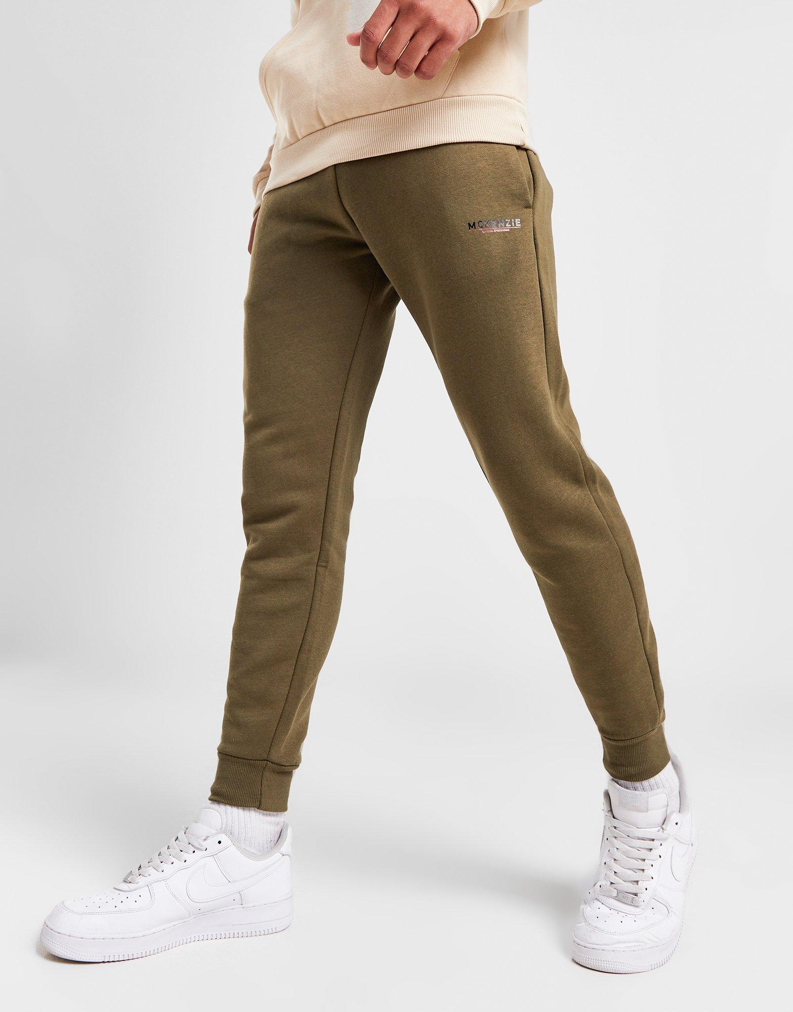 McKenzie pantalón de chándal Essential por 20€