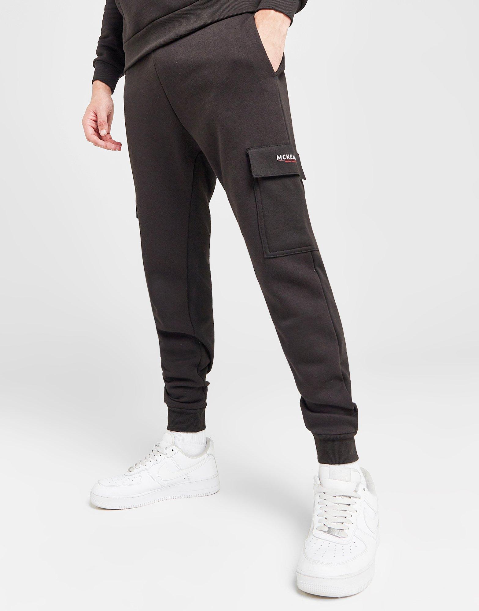 McKenzie pantalón de chándal Essential por 20€ en JD Sports