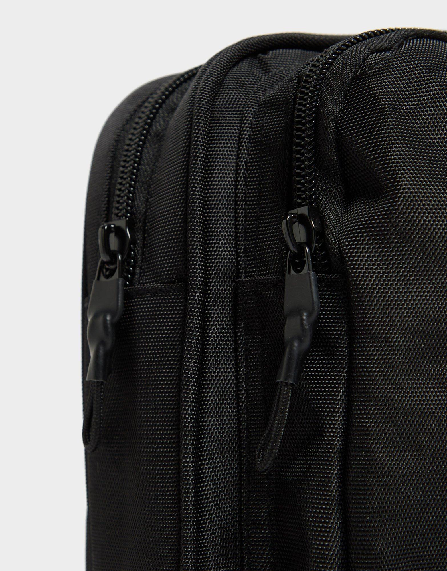 *HOODRICH*Core Clip ミニバッグ ブラック*送料込み* Hoodrich OG Core Clip Mini Bag Black/White – DesignerMenswear
