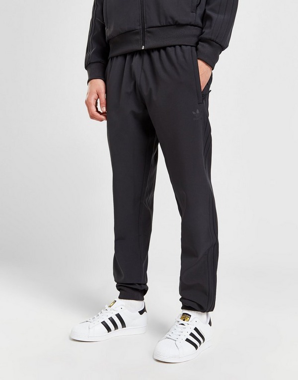 Adidas Boys Or Girls Black Track Pants W/3 Stripes Size Medium (10-12)