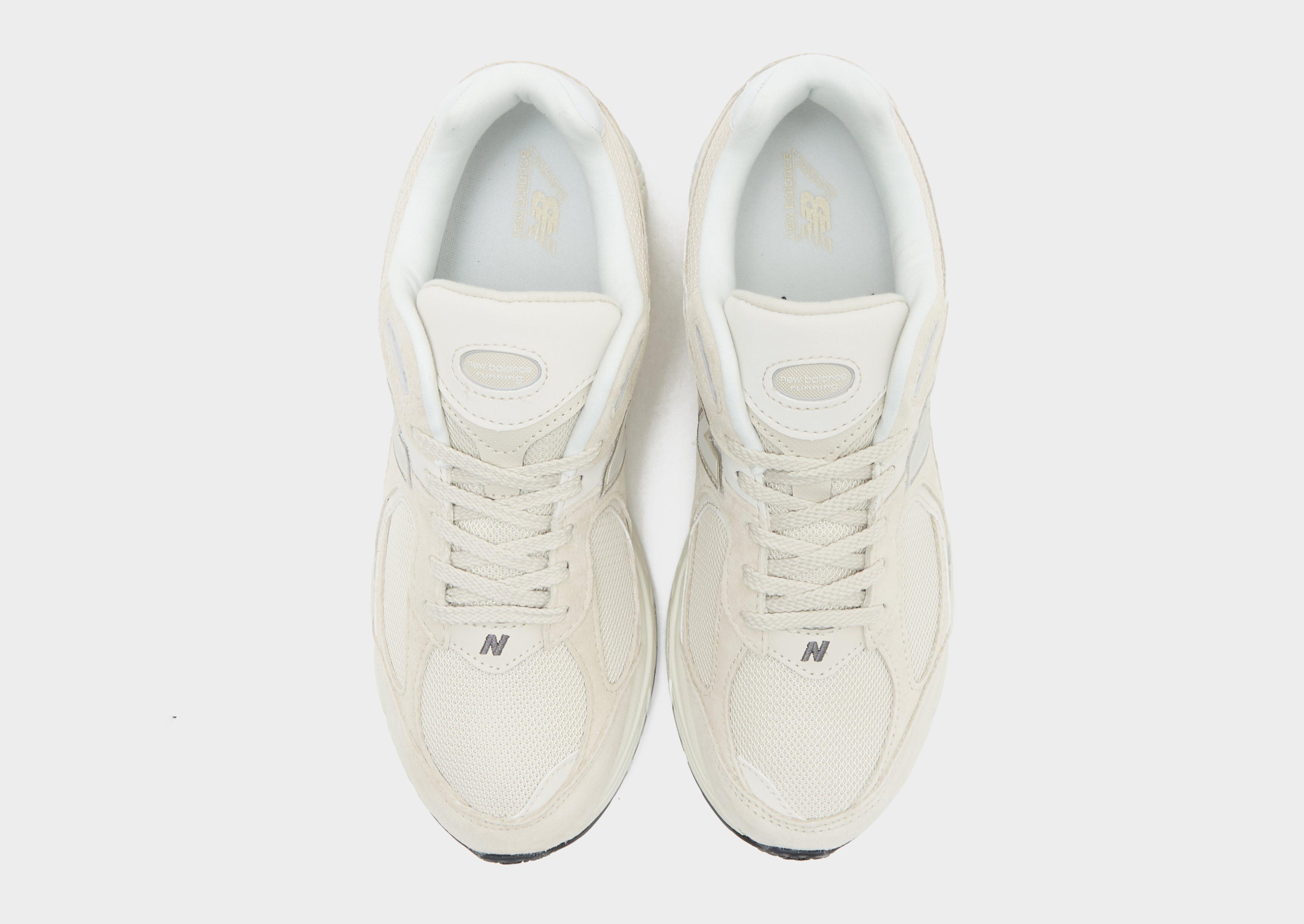 New Balance 2002R