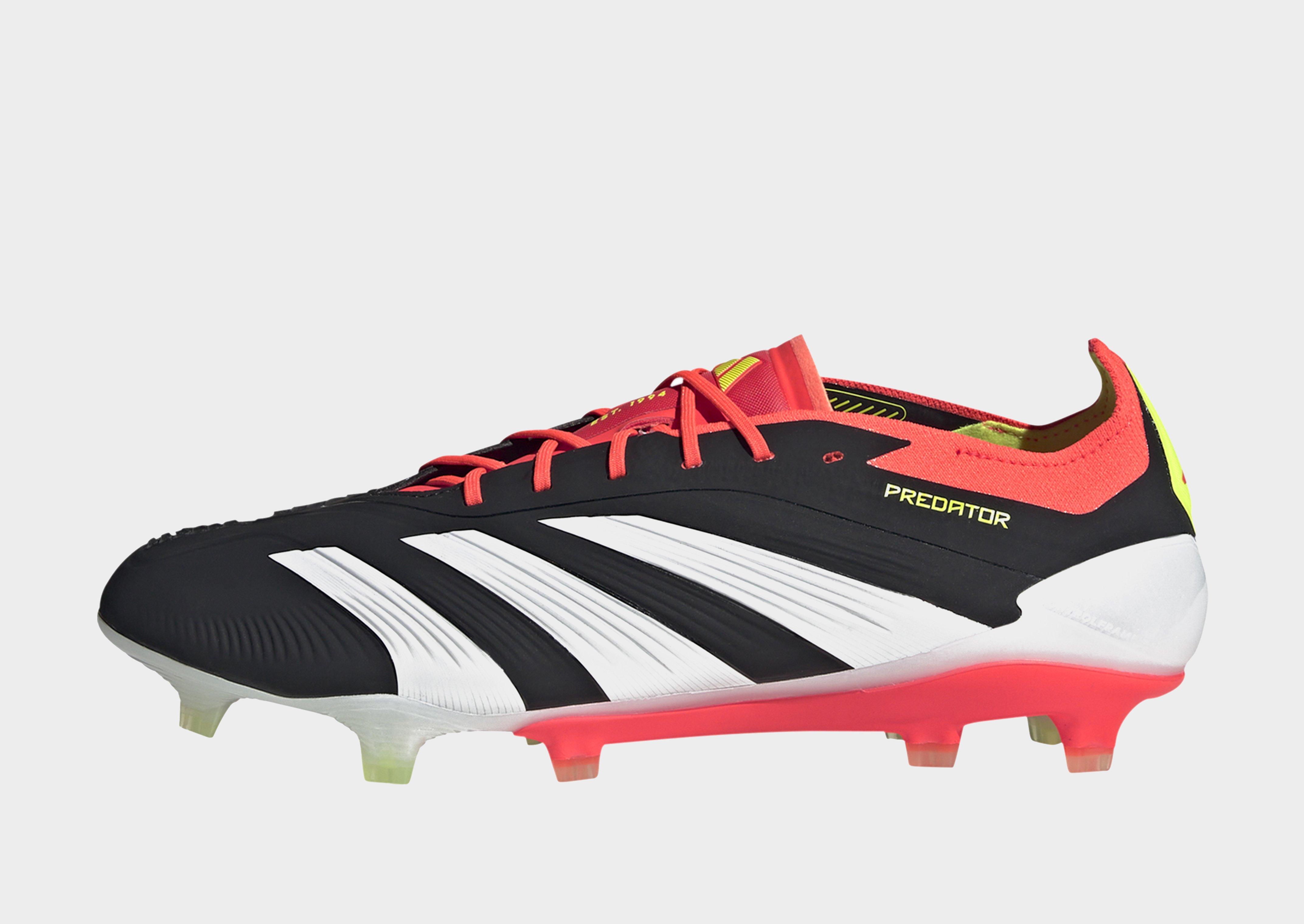 Jd sports 2025 predator football boots