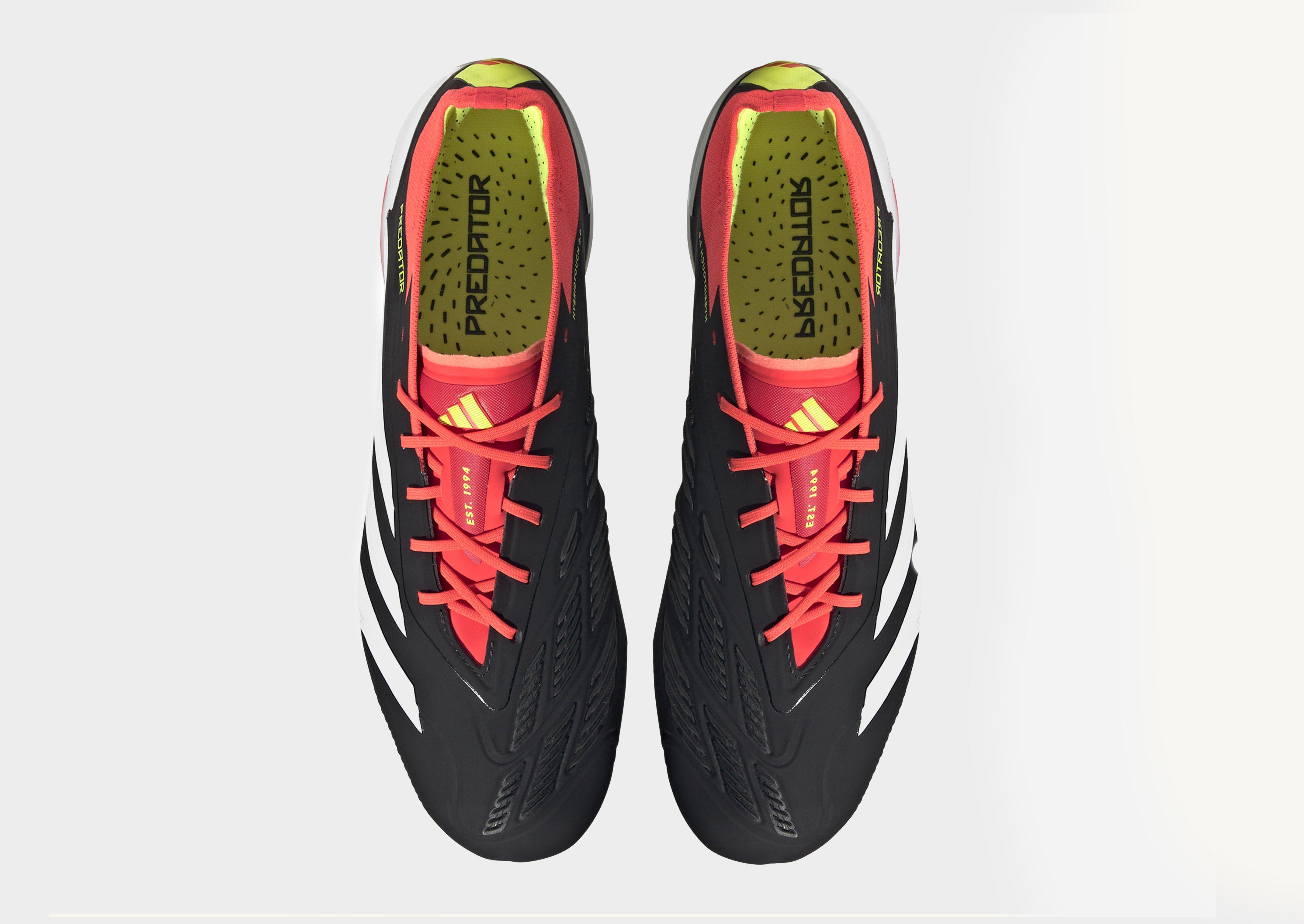 Black best sale adidas predator