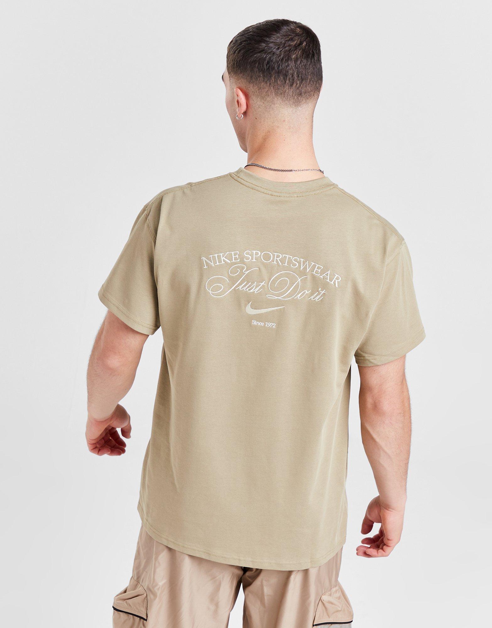 Beige nike outlet shirt