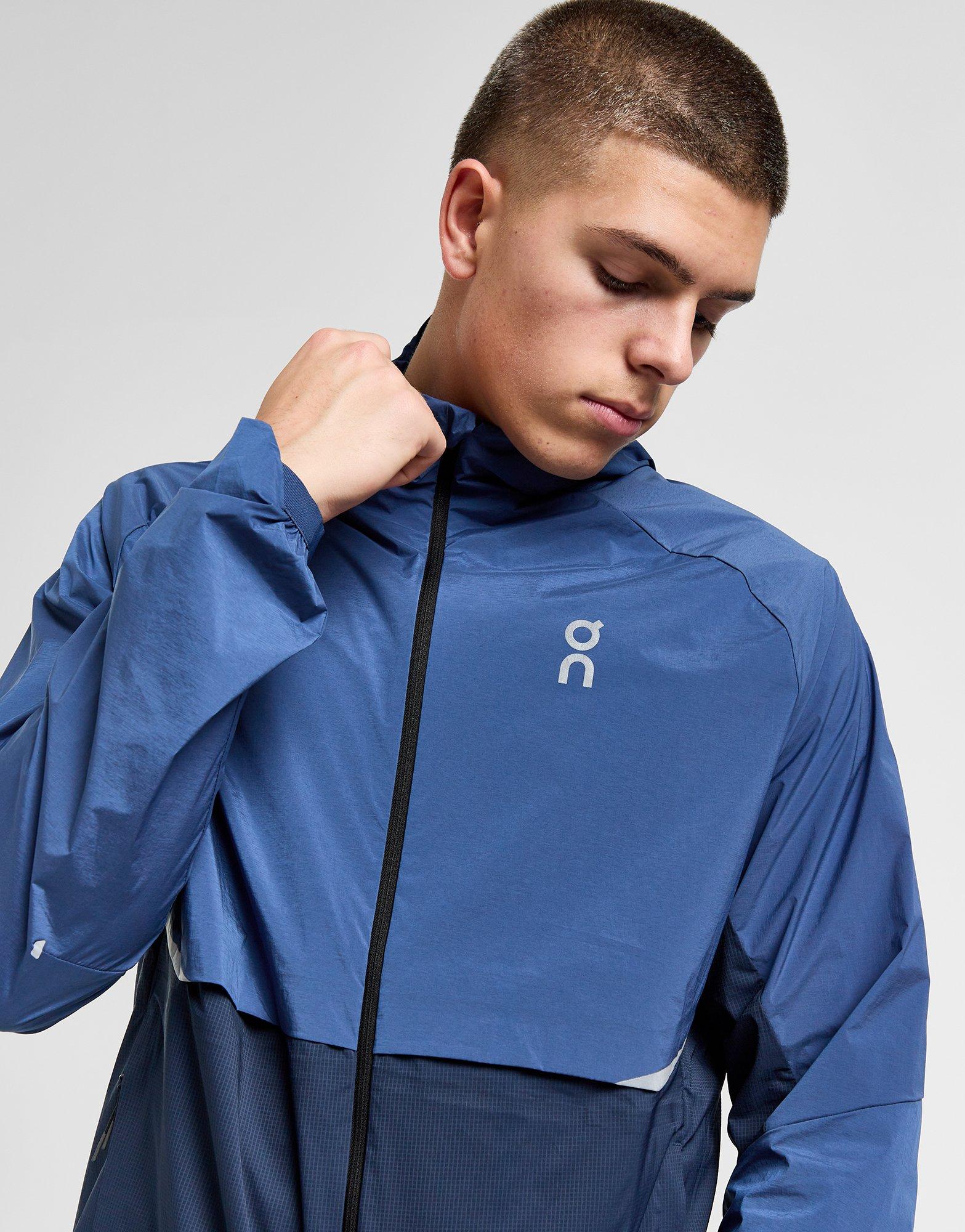 On Running Core Hooded Jacket