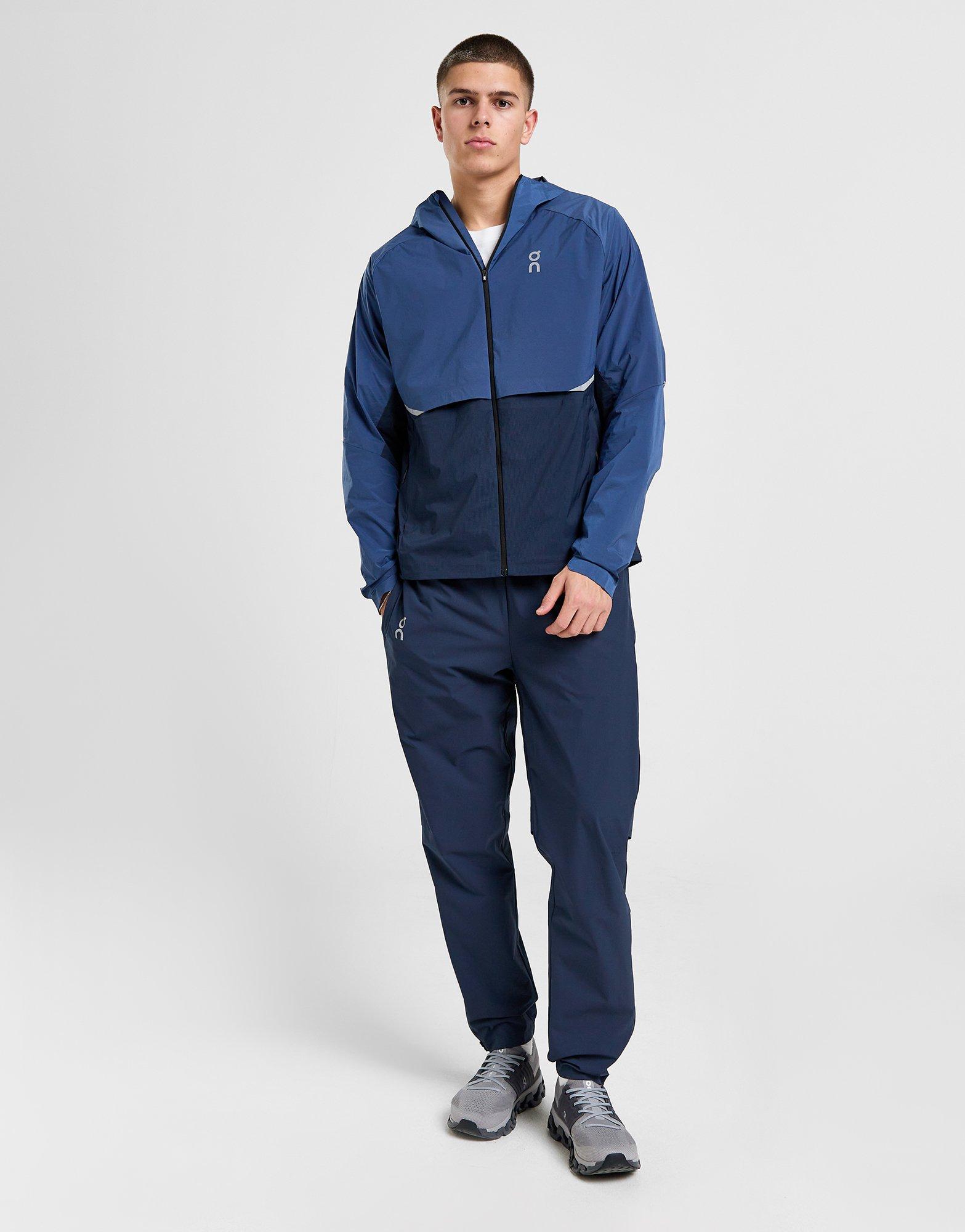 On Running Core Hooded Jacket
