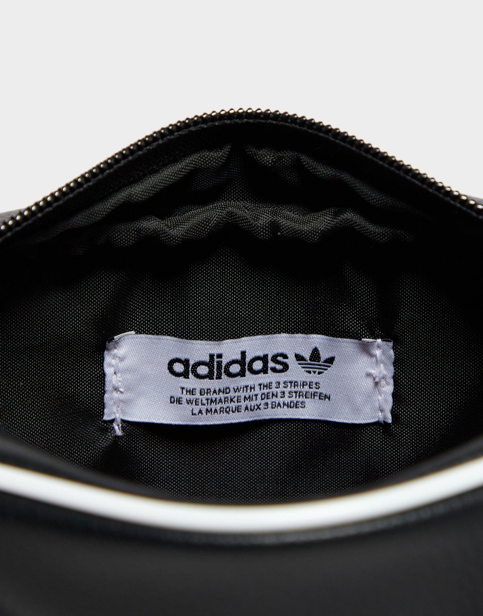 adidas Originals Adicolor Classic Mini Airliner Bag