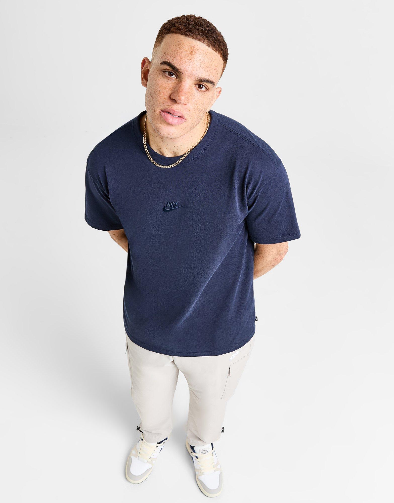 Nike Premium Essentials T-Shirt