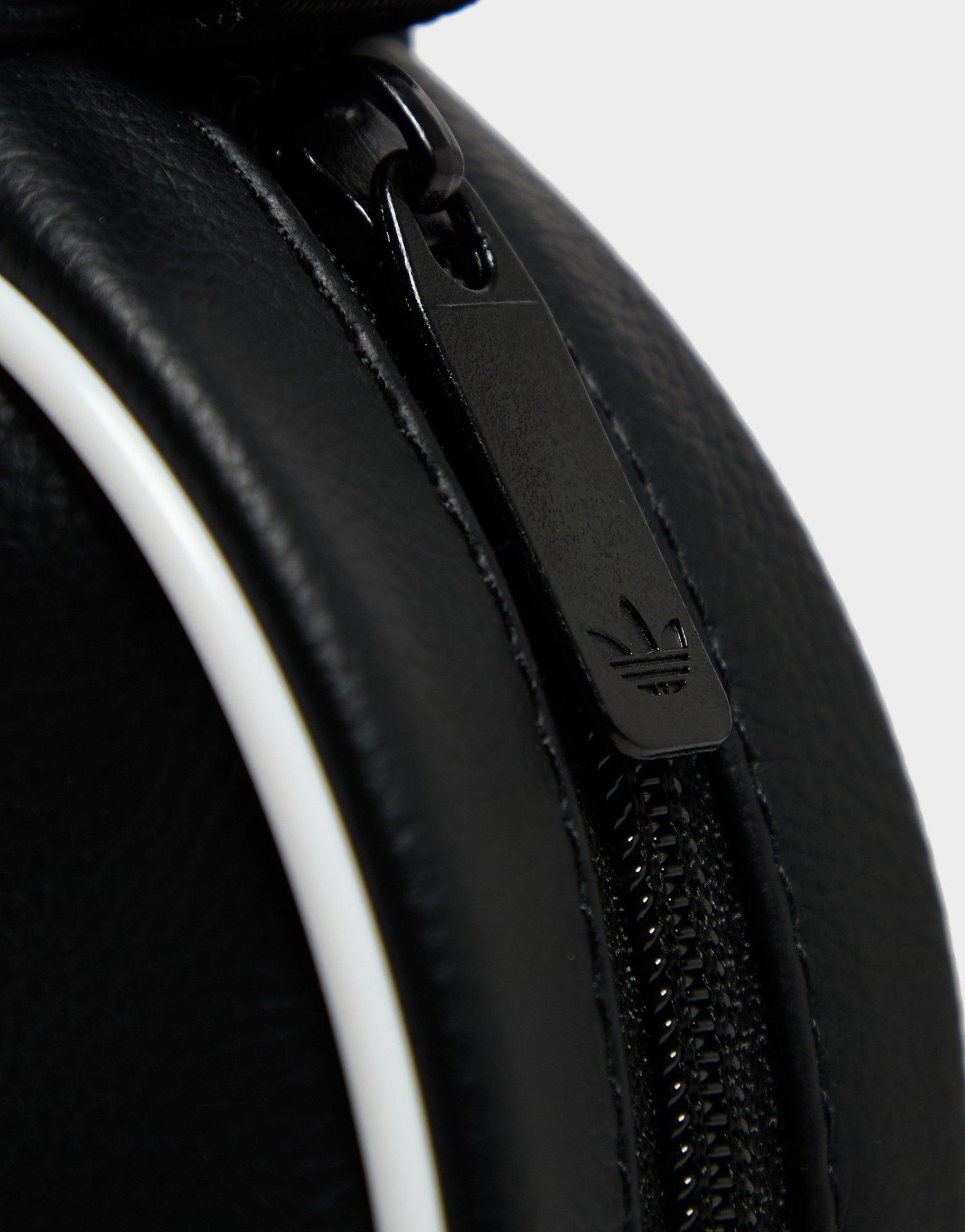 adidas Originals Adicolor Classic Round Bag