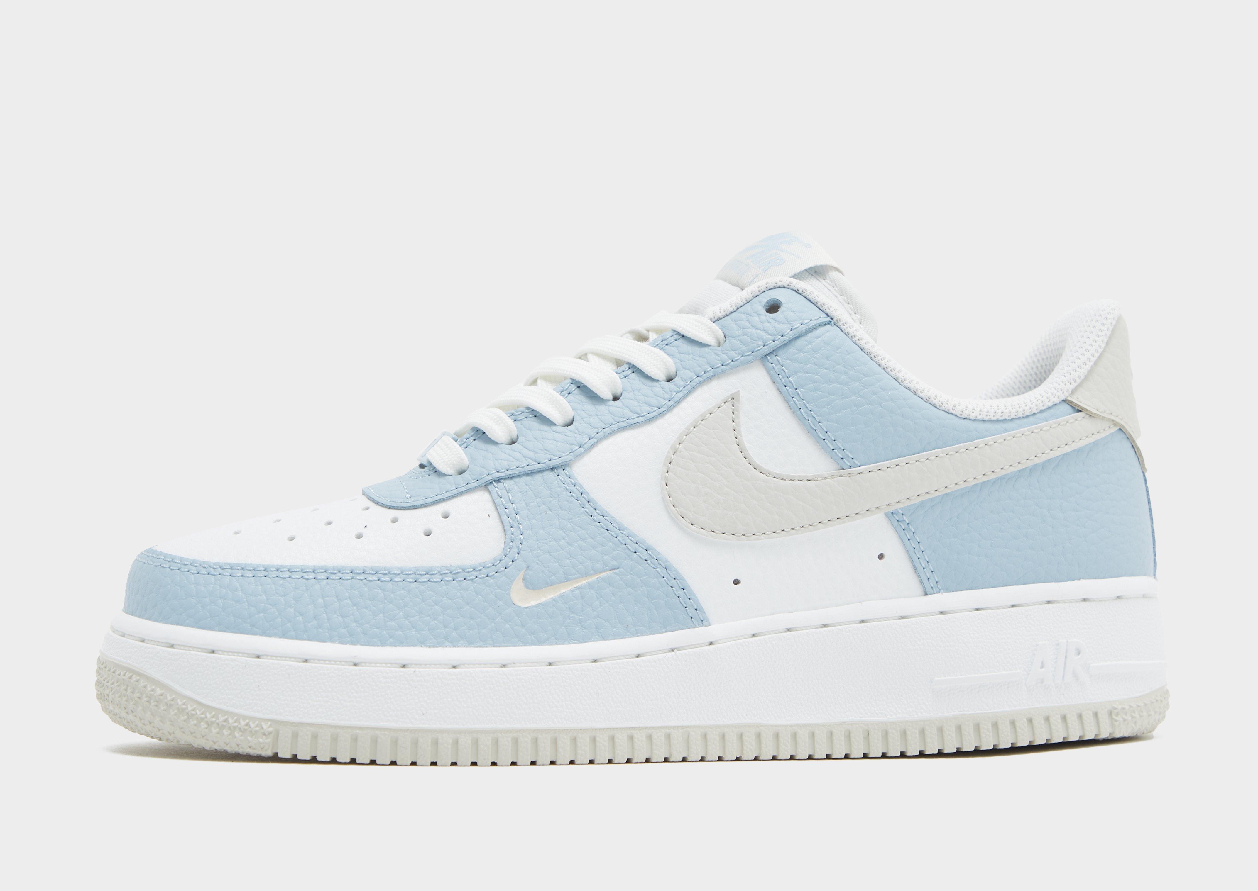 Light blue nike outlet air forces