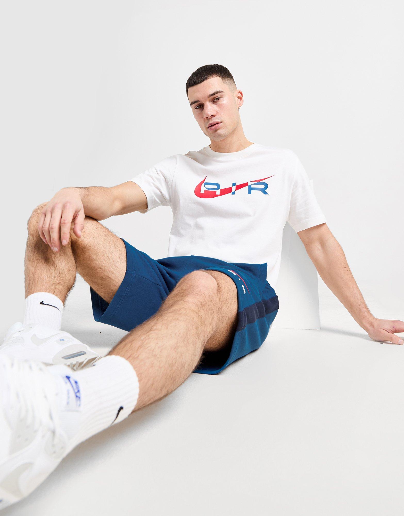 Nike Swoosh T-Shirt