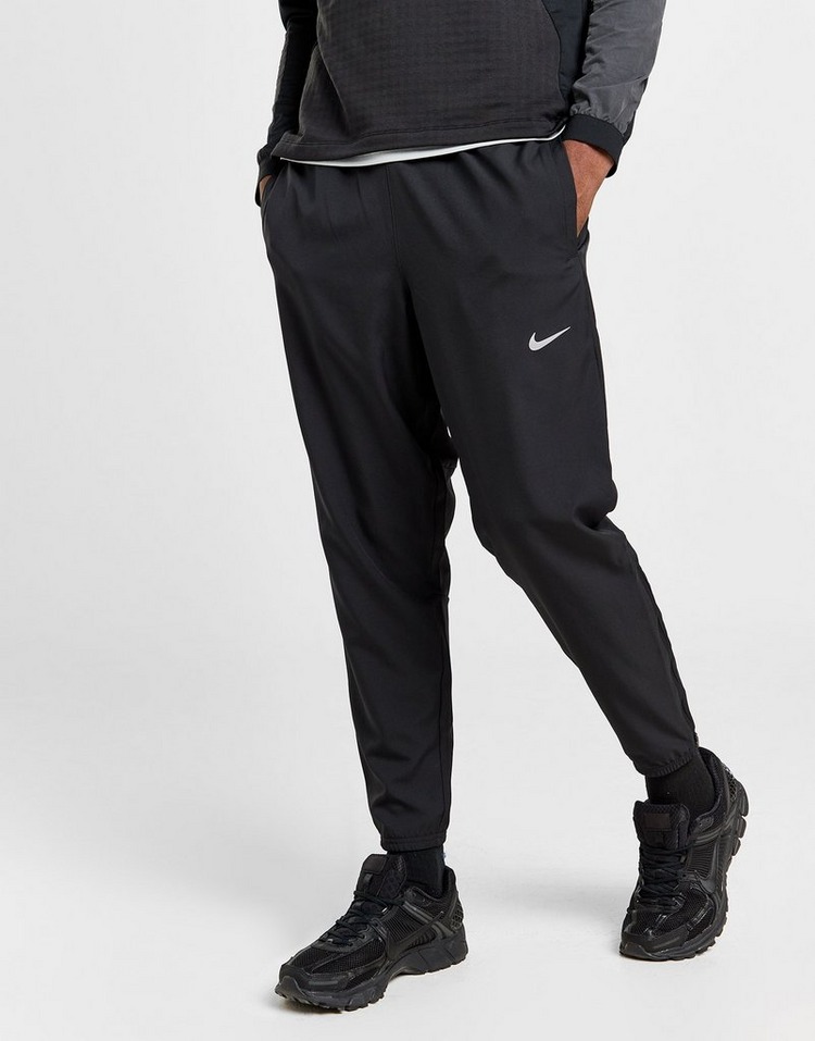 Nike Challenger Woven Track Pants