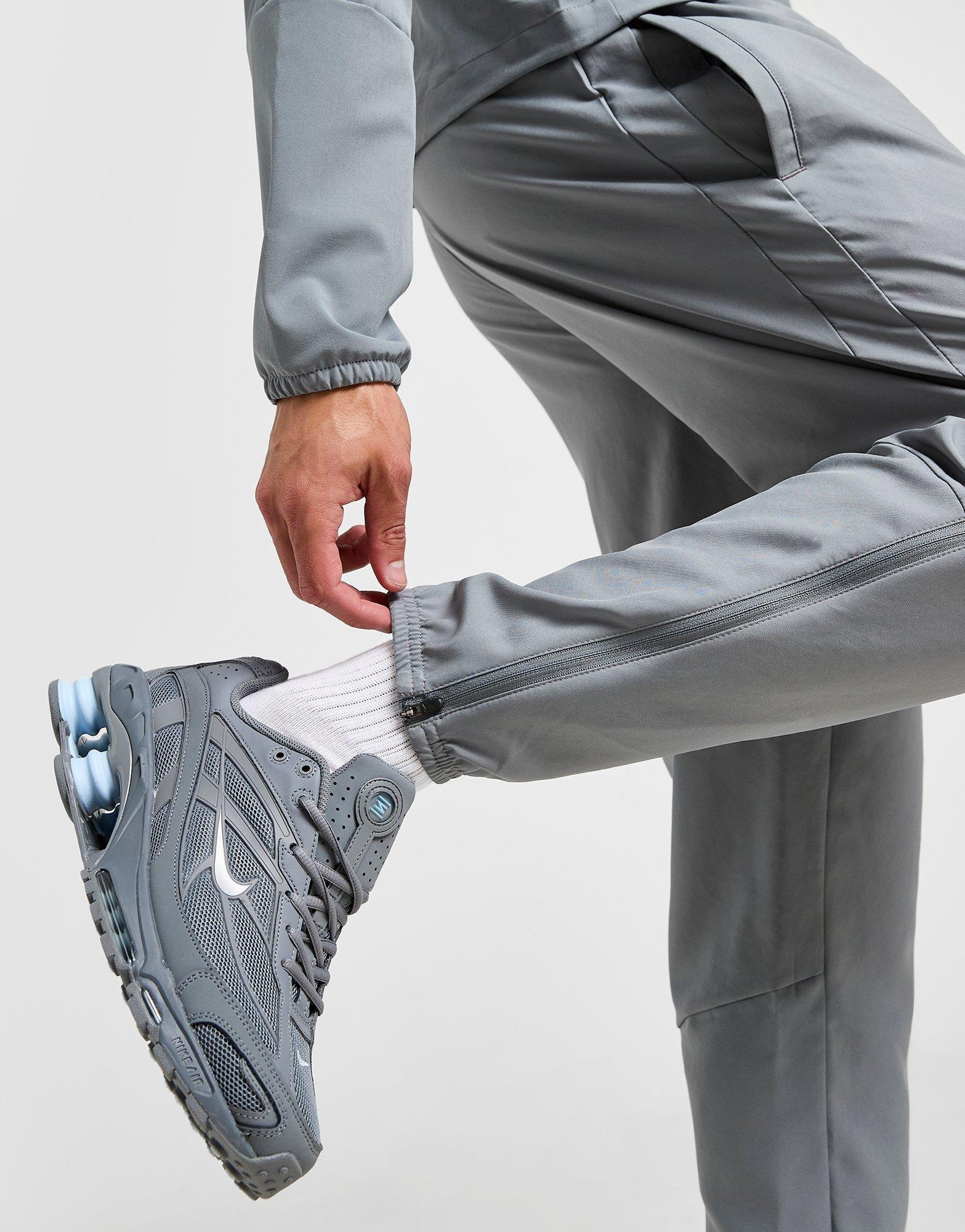 Nike Challenger Woven Track Pants