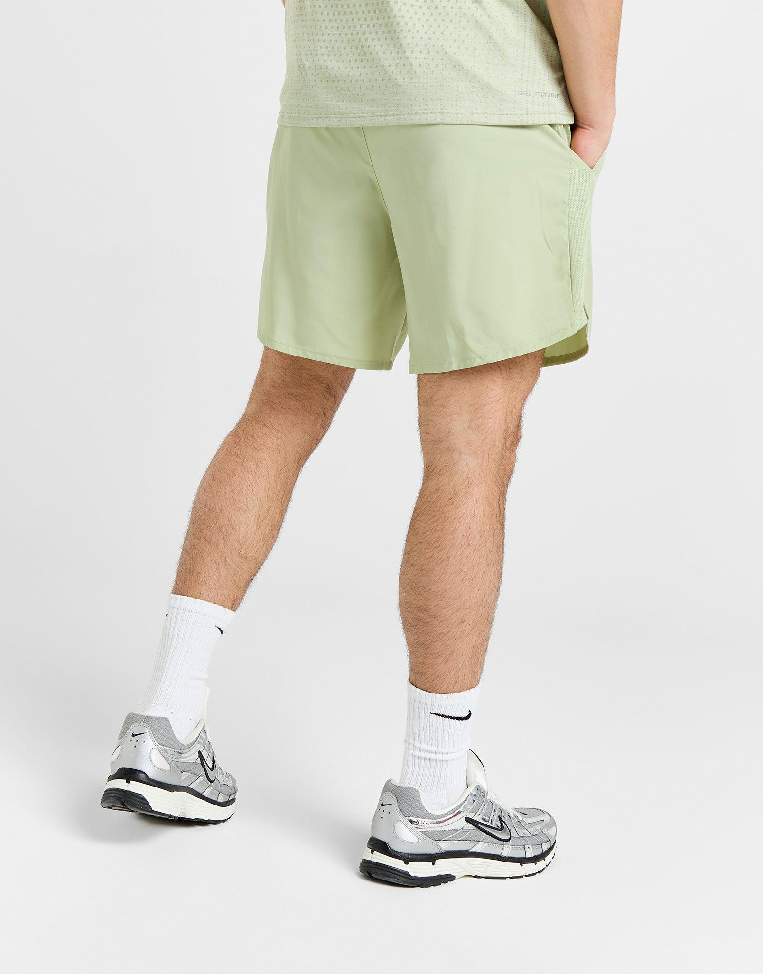Nike Challenger 7" Shorts