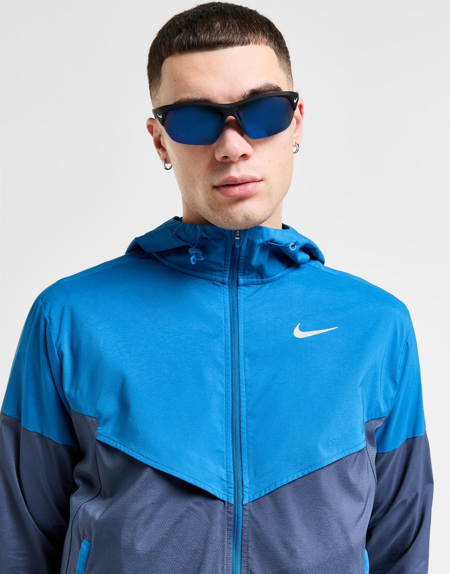 Nike Packable Windrunner Jacket